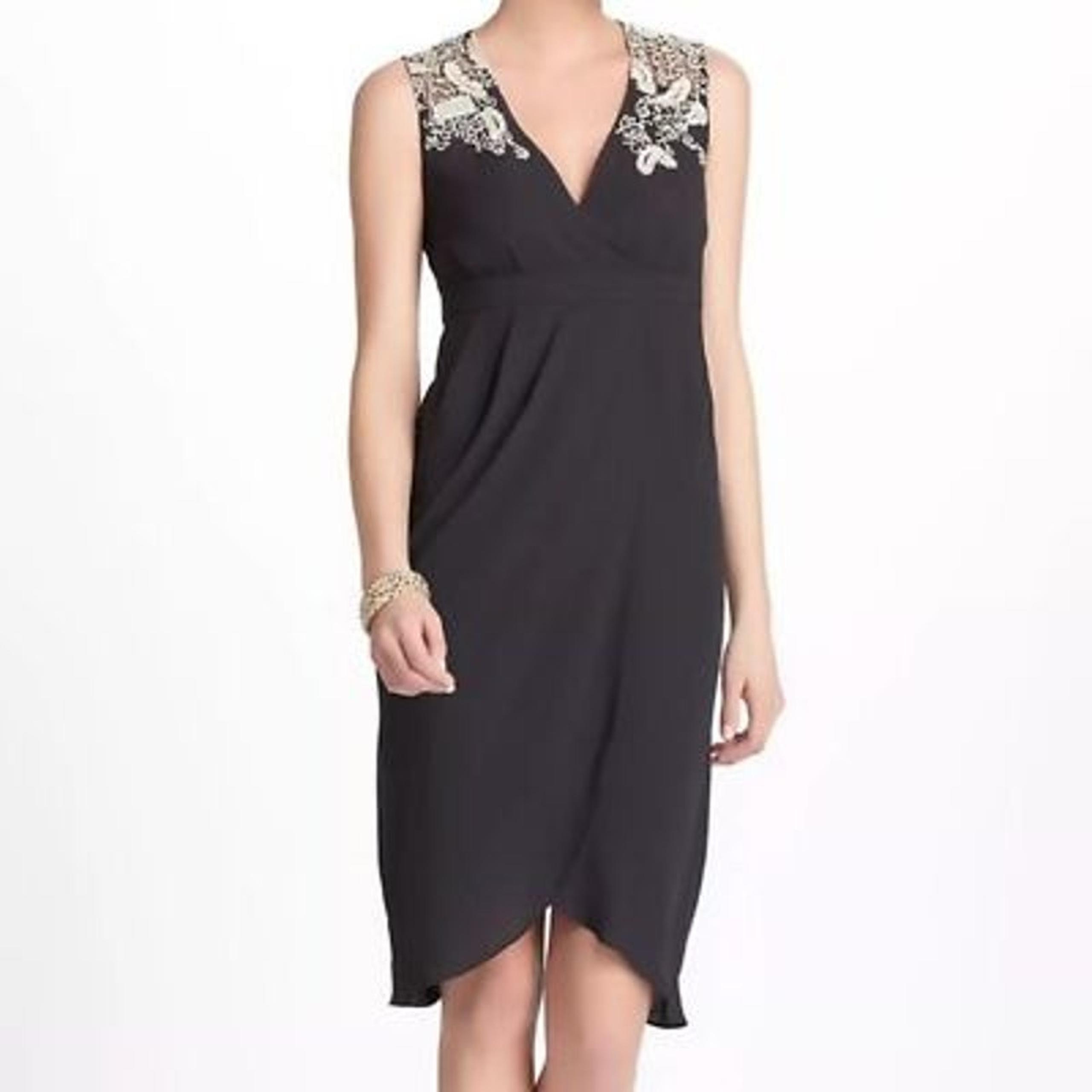 Anthropologie Meadow Rue EUC Women's Embroidered Tulip Hem Black Dress  8