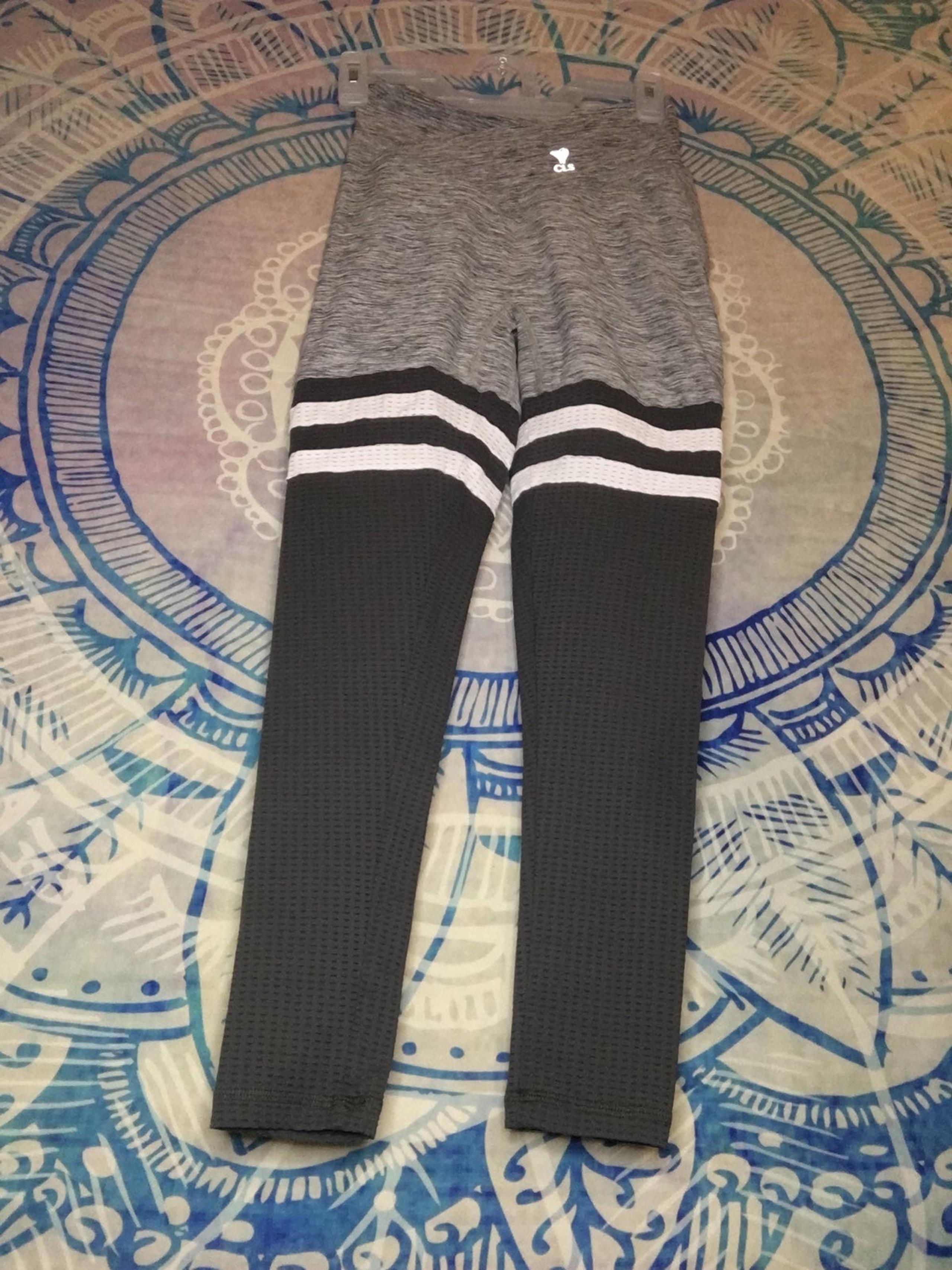 Cls sportswear  leggings