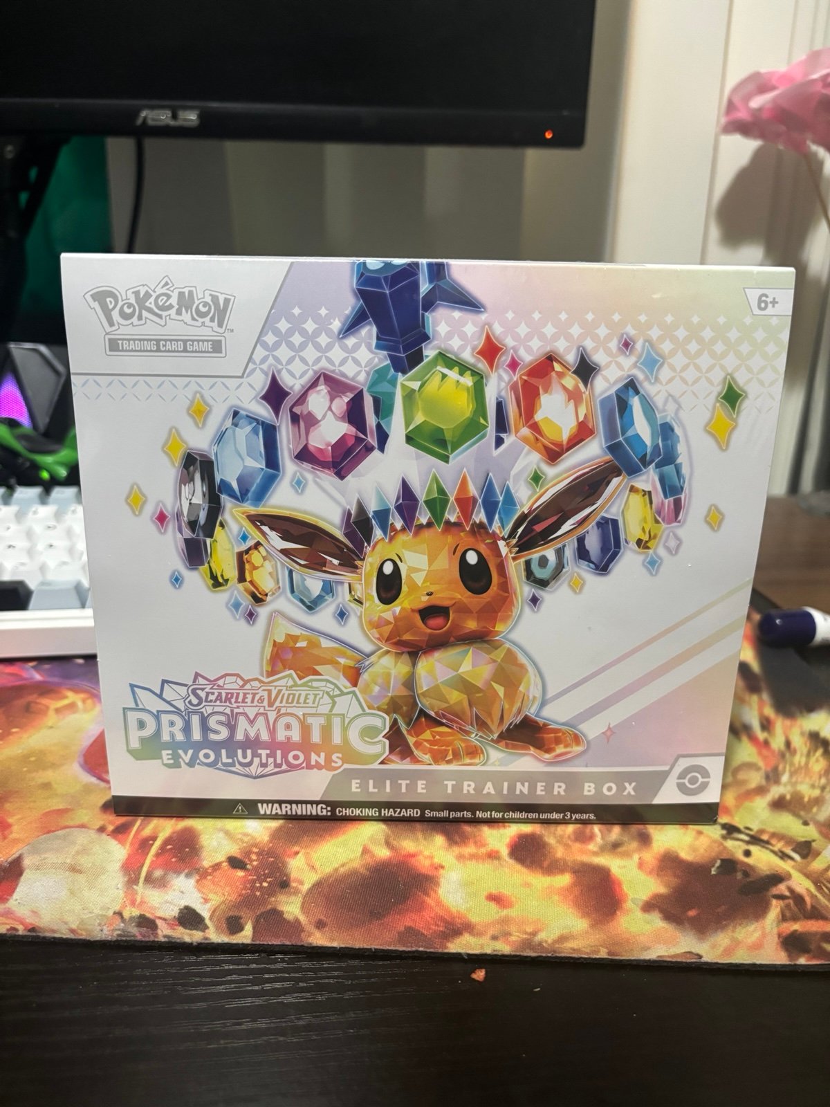 Prismatic Evolution ETB