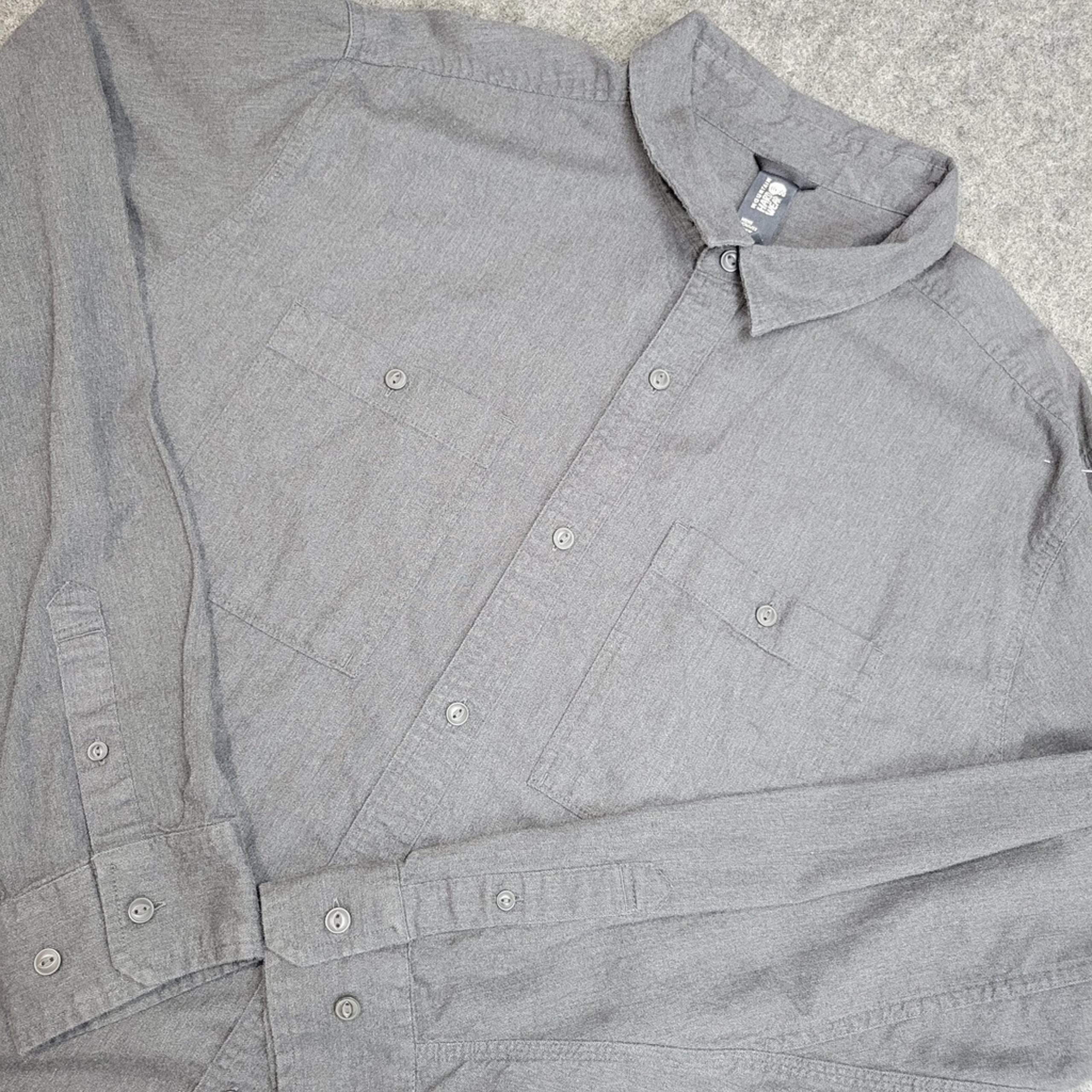 Mountain Hardwear Shirt Mens 2XL Gray Outdoor Utility Tech Minimalist Gorpcore