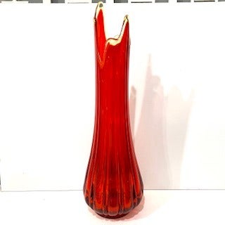 Vintage swung glass ribbed vase 20 1/2 high