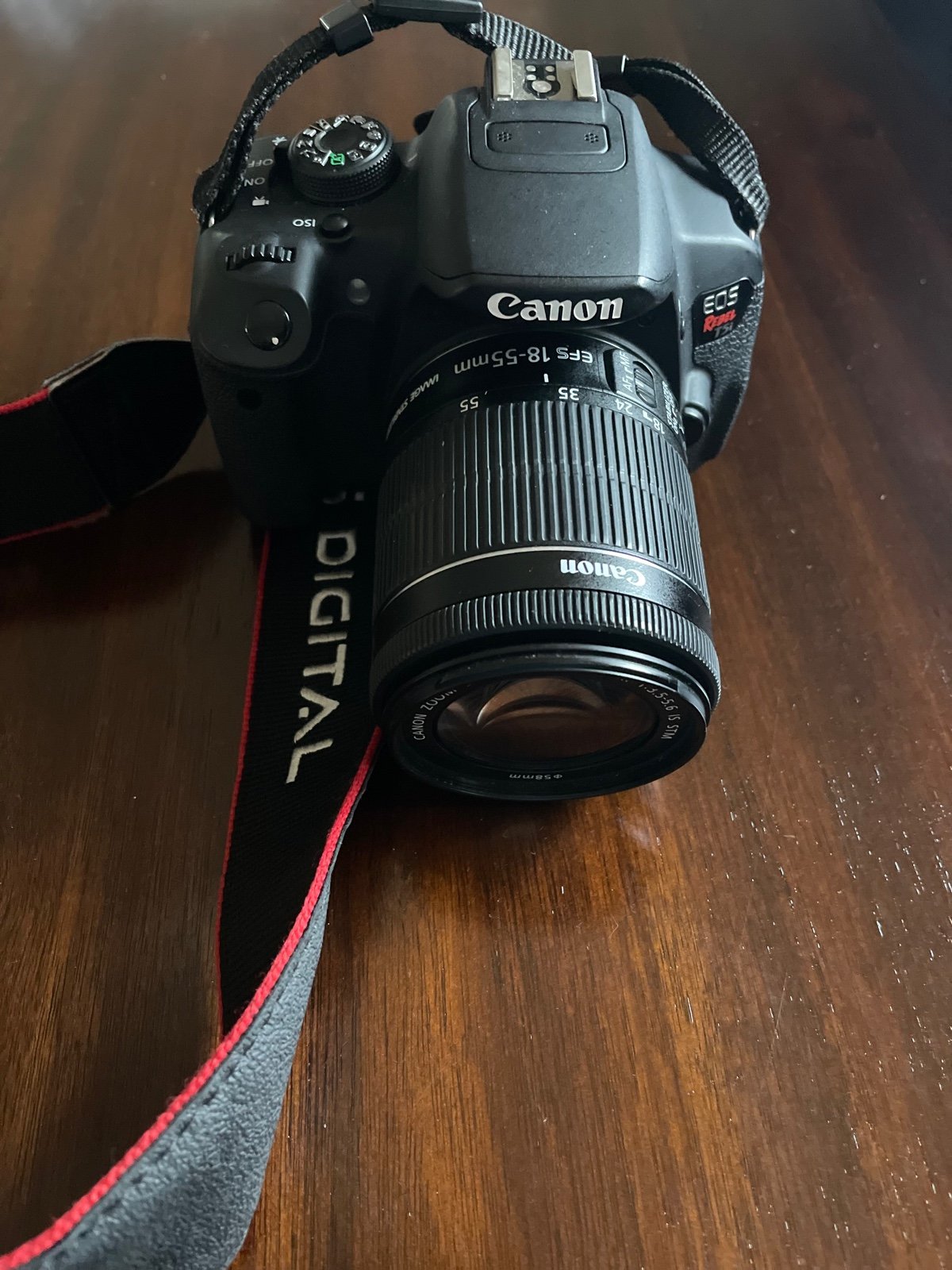 Canon EOS Rebel T5i