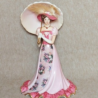 Rare Bradford Exchange Lena Liu Stroll In The Park Home Office Decor Figurine