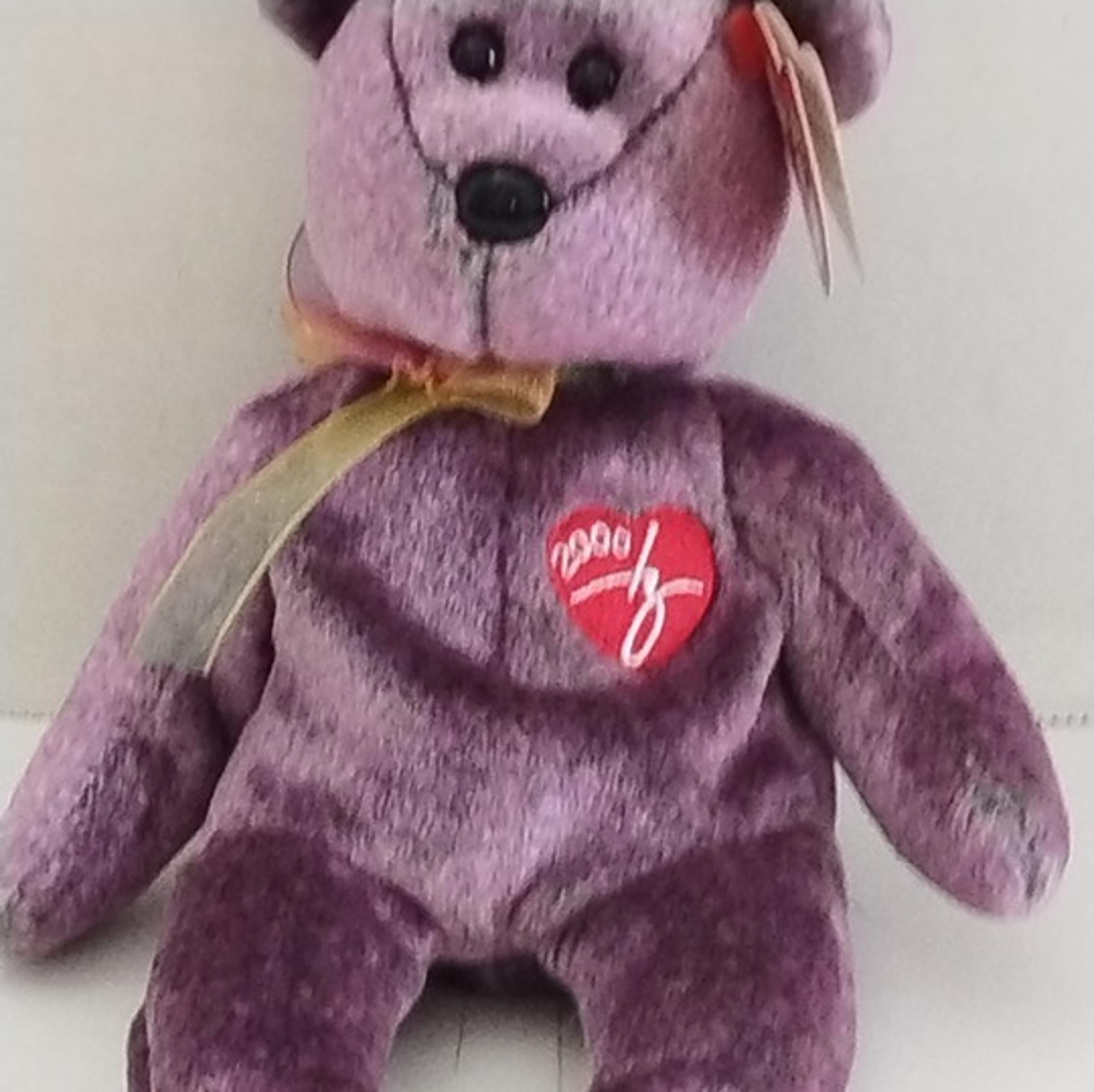 VINTAGE TY BEANIE BABY "2000 SIGNATURE BEAR" (4266)