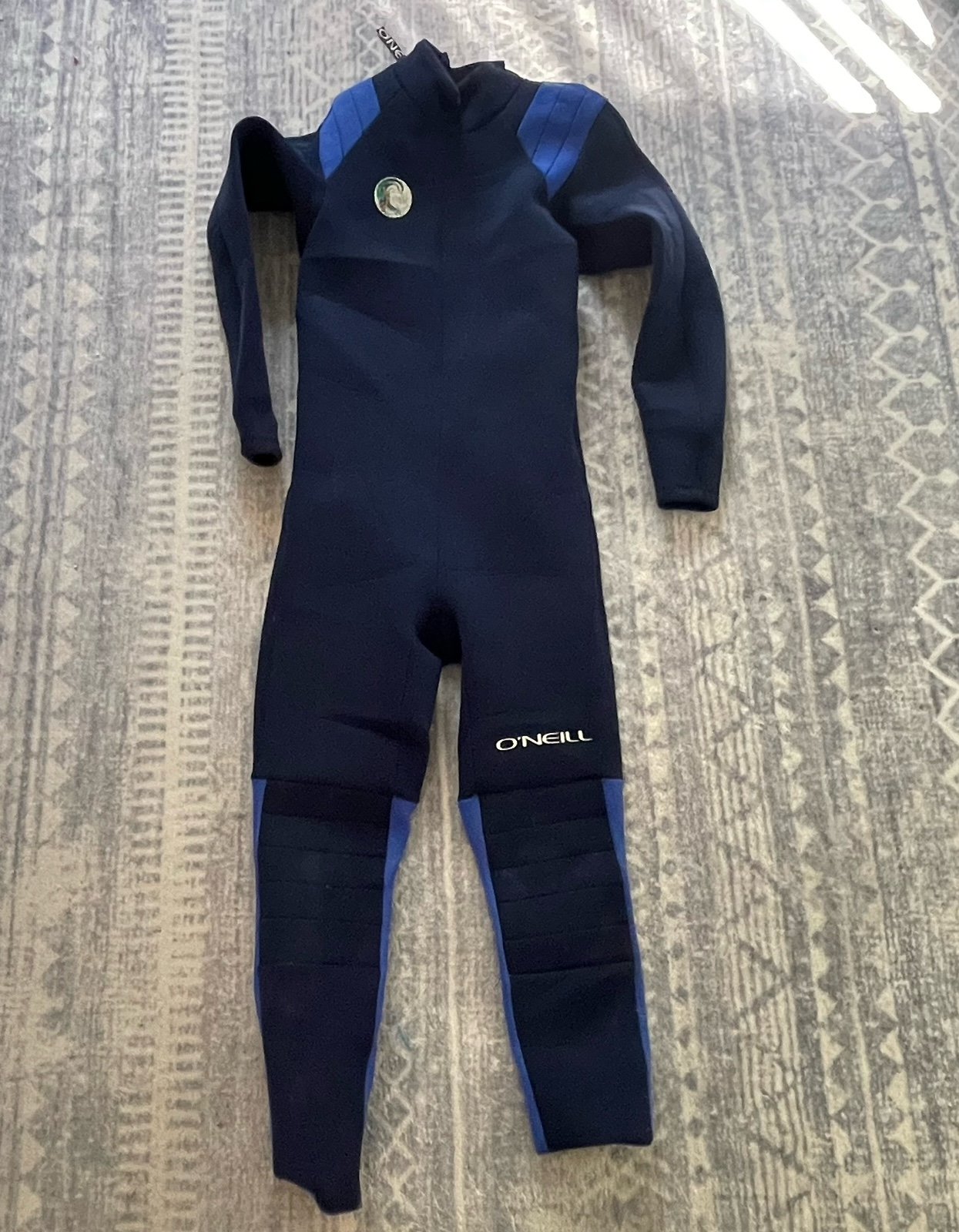 O’Neill adult wetsuit size large