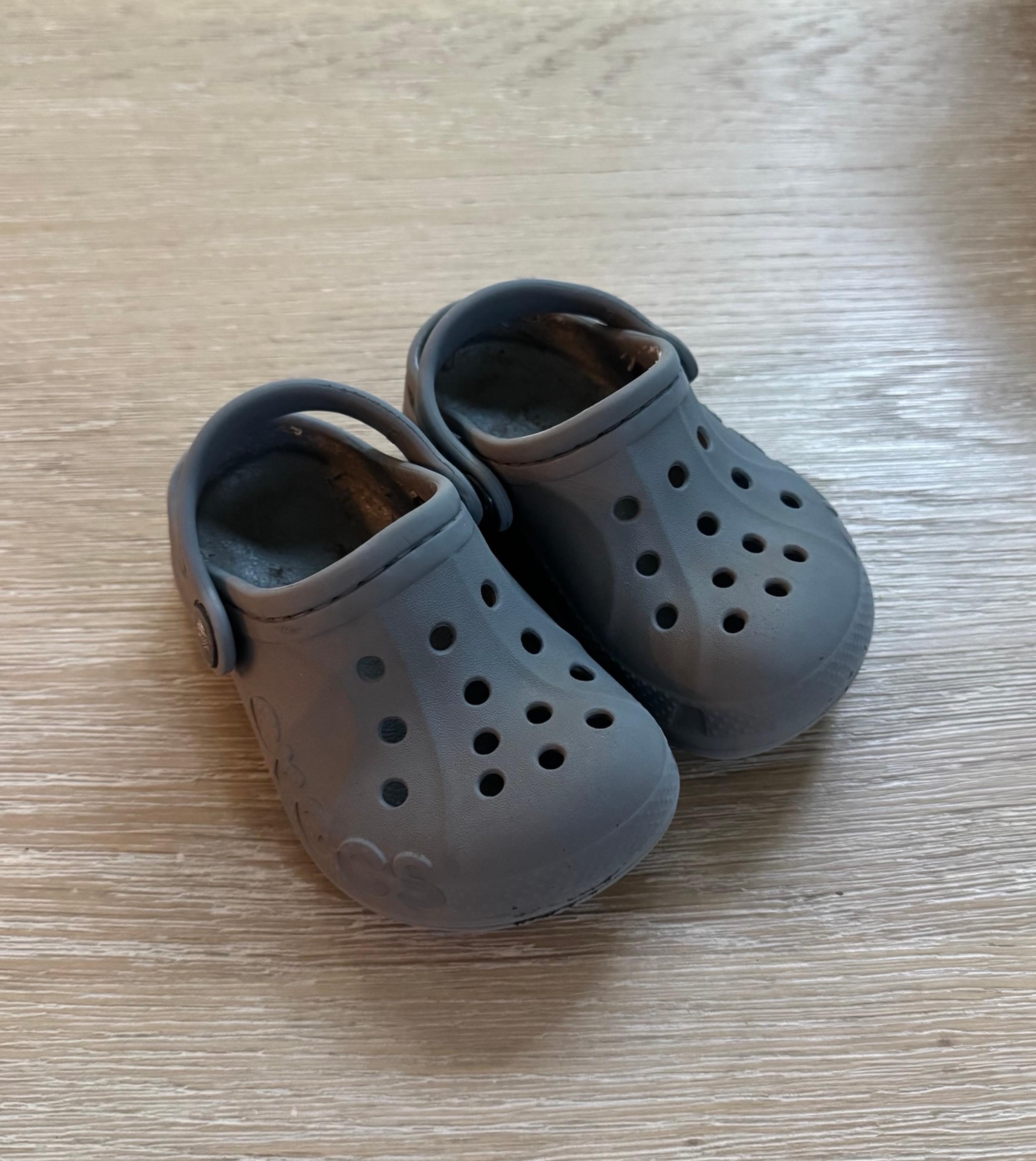 CROCS grey baby boys perforated rubber slip on shoes size 6