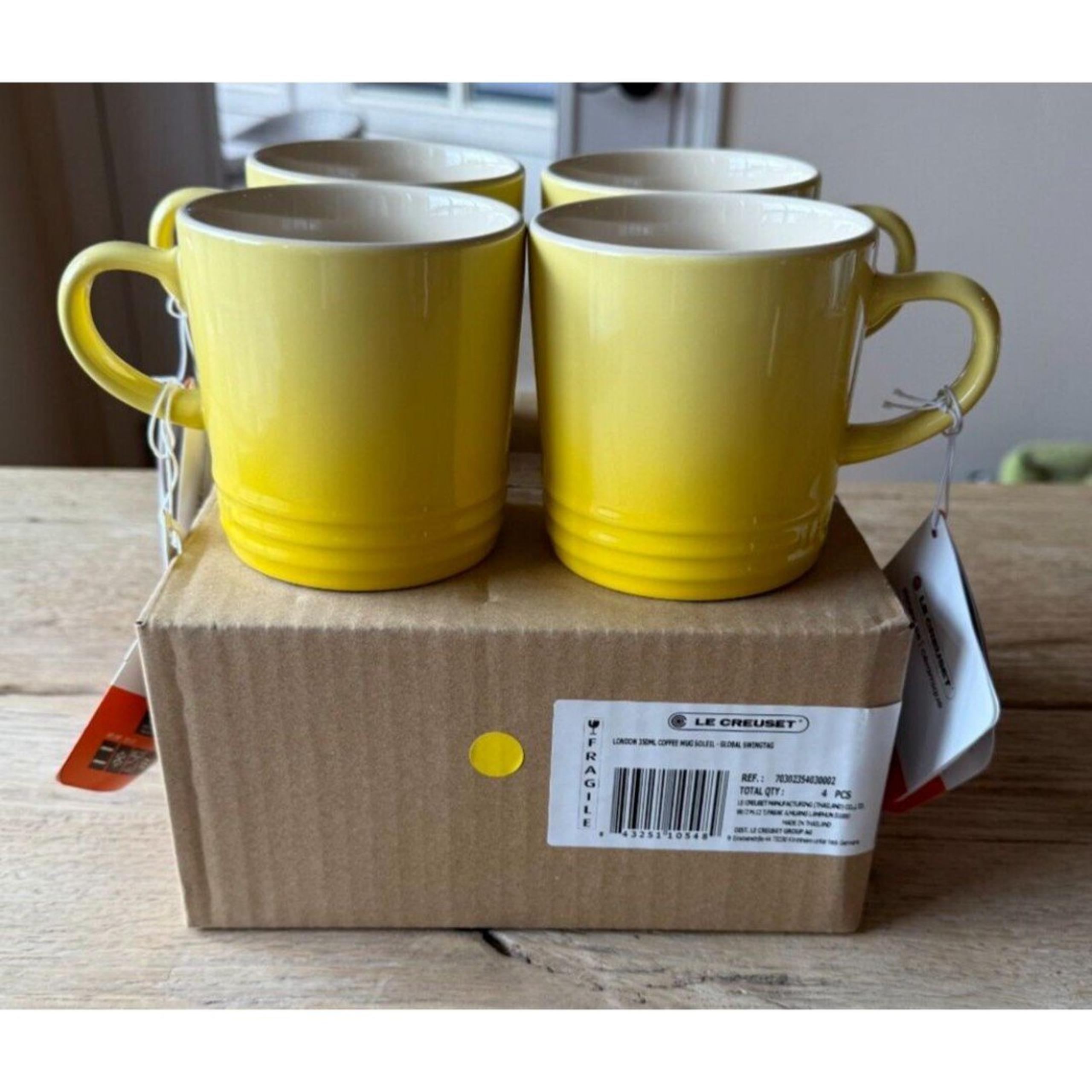 Le Creuset Stoneware London 12 oz. / 350ml Mugs, Set of 4, Soleil Yellow NEW
