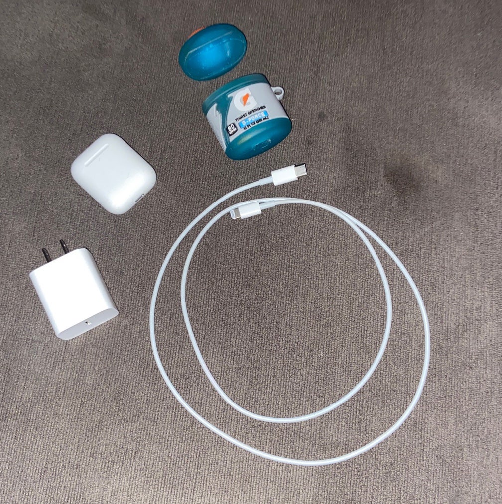 Apple AirPods 1st Generation with Charging Case in White