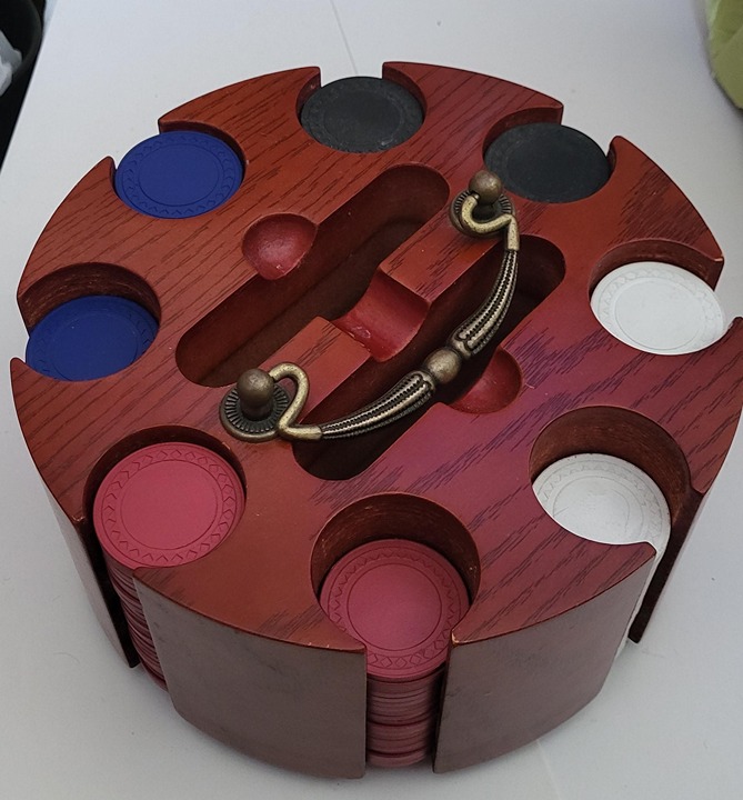 Poker Chip Rotating Rack w/ Handle Cards Holder Carousel Wood Finish w 180 Chips