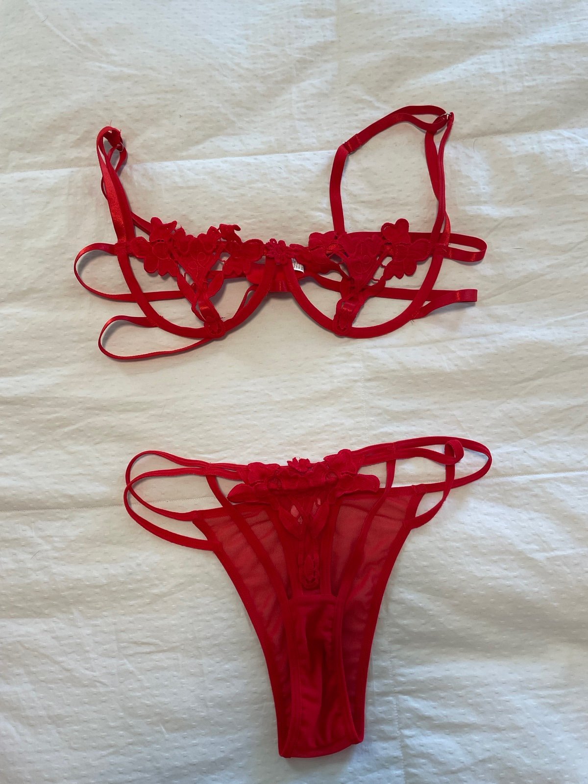 Red lingerie set