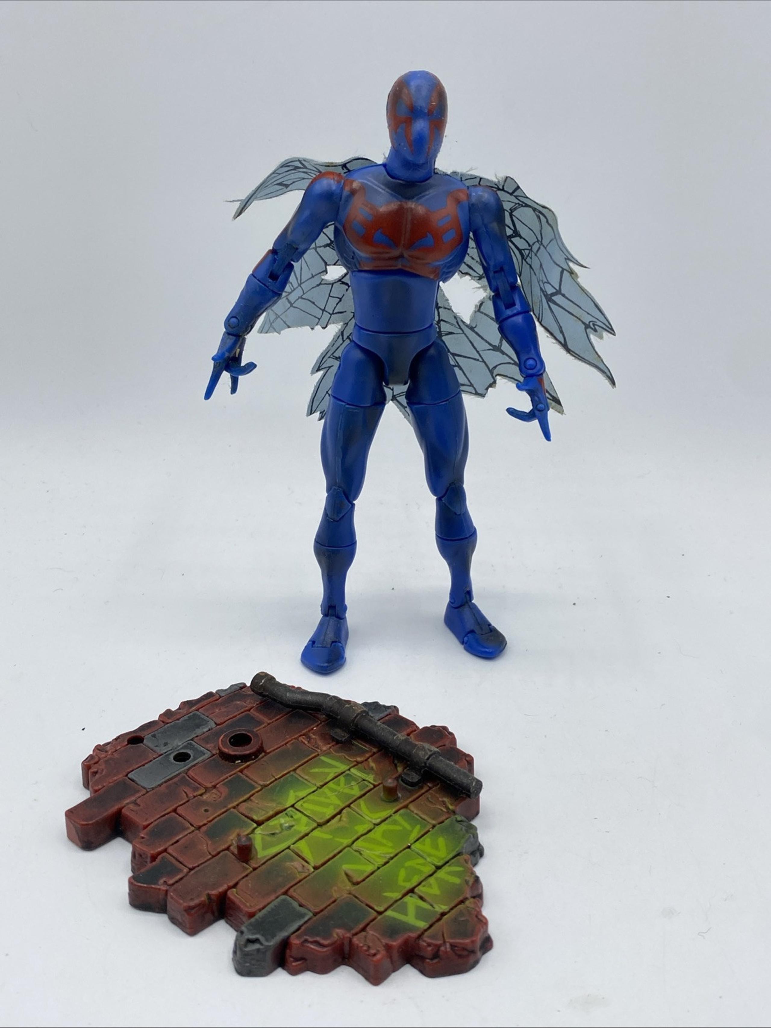 2001 ToyBiz Marvel Classics Spider-Man 2099 6.5" Action Figure Incomplete
