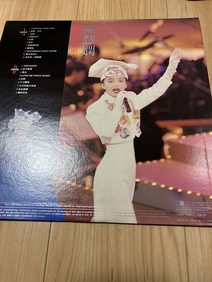 Priscilla Chan サイン入りポスター（美品3枚組CD+写真集