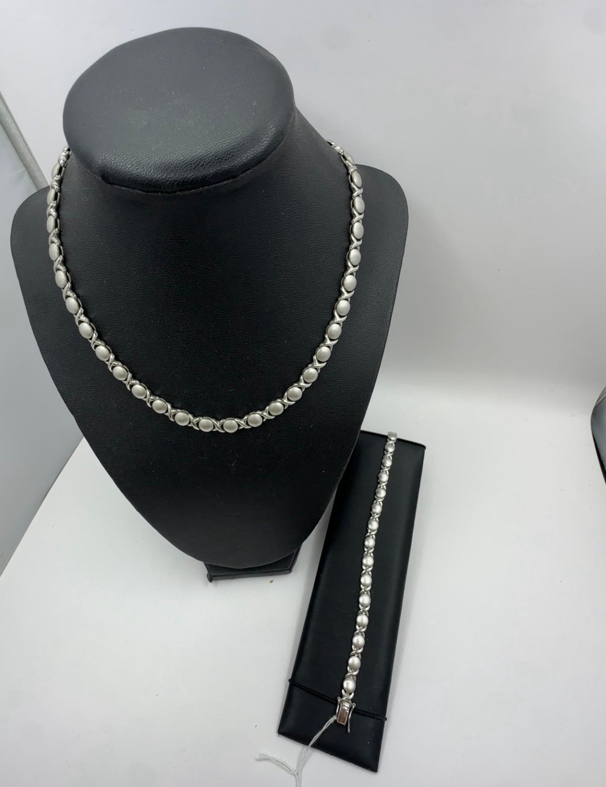 Sterling Silver XO Collar Necklace and bracelet