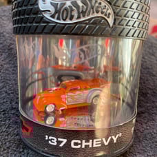 Hot Wheels Oil Can ‘37 Chevy 2004