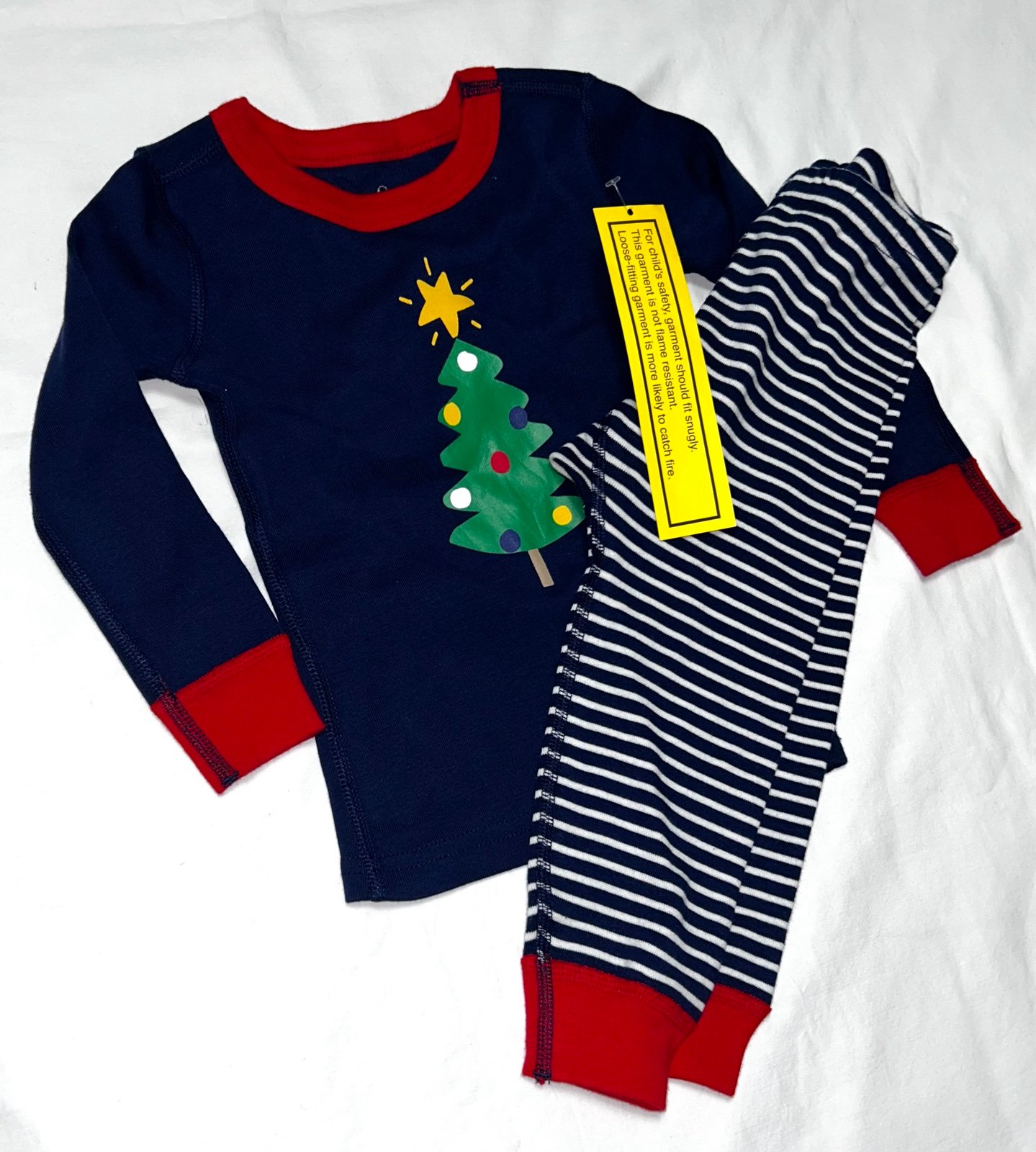Hanna Andersson Moon & Back Christmas pajamas sz 2T EUC smoke free home