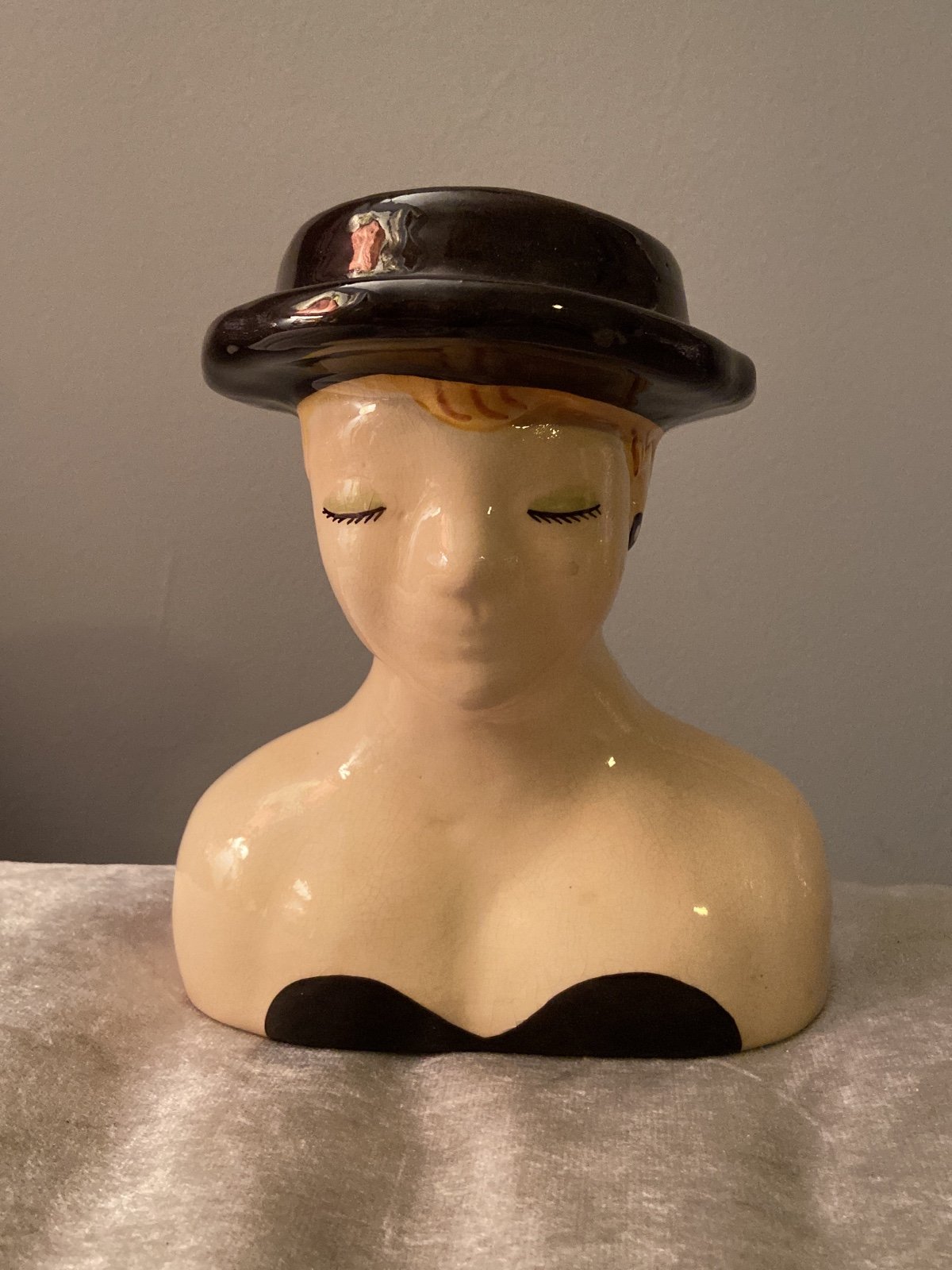 Rare/Vintage Head Vase Lima Peru Granja Azul