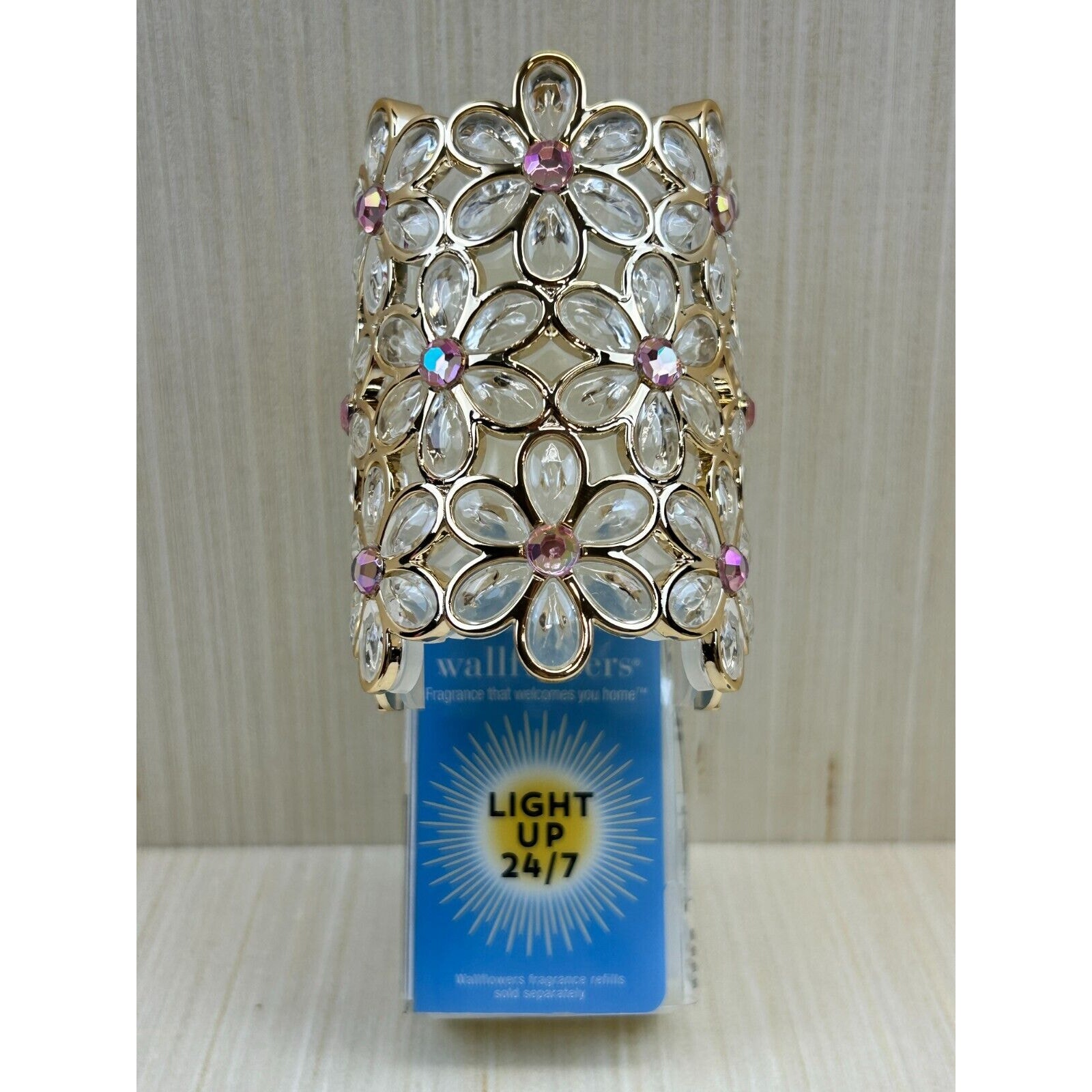 Bath & Body Works Rose Gold Flowers gems Wallflowers Plug in Fragrance Diffuser