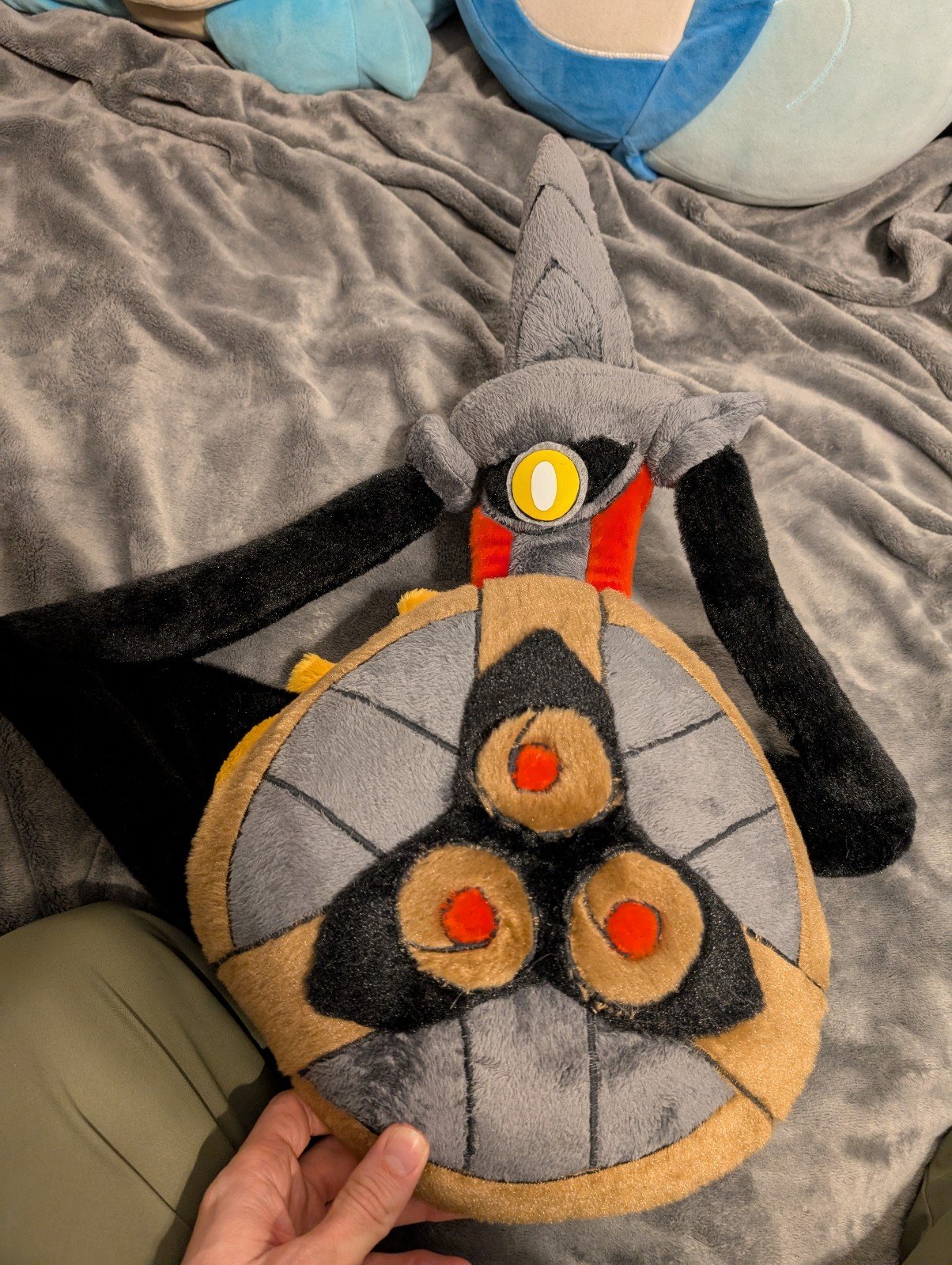 Pokemon Shiny Aegislash Plushie
