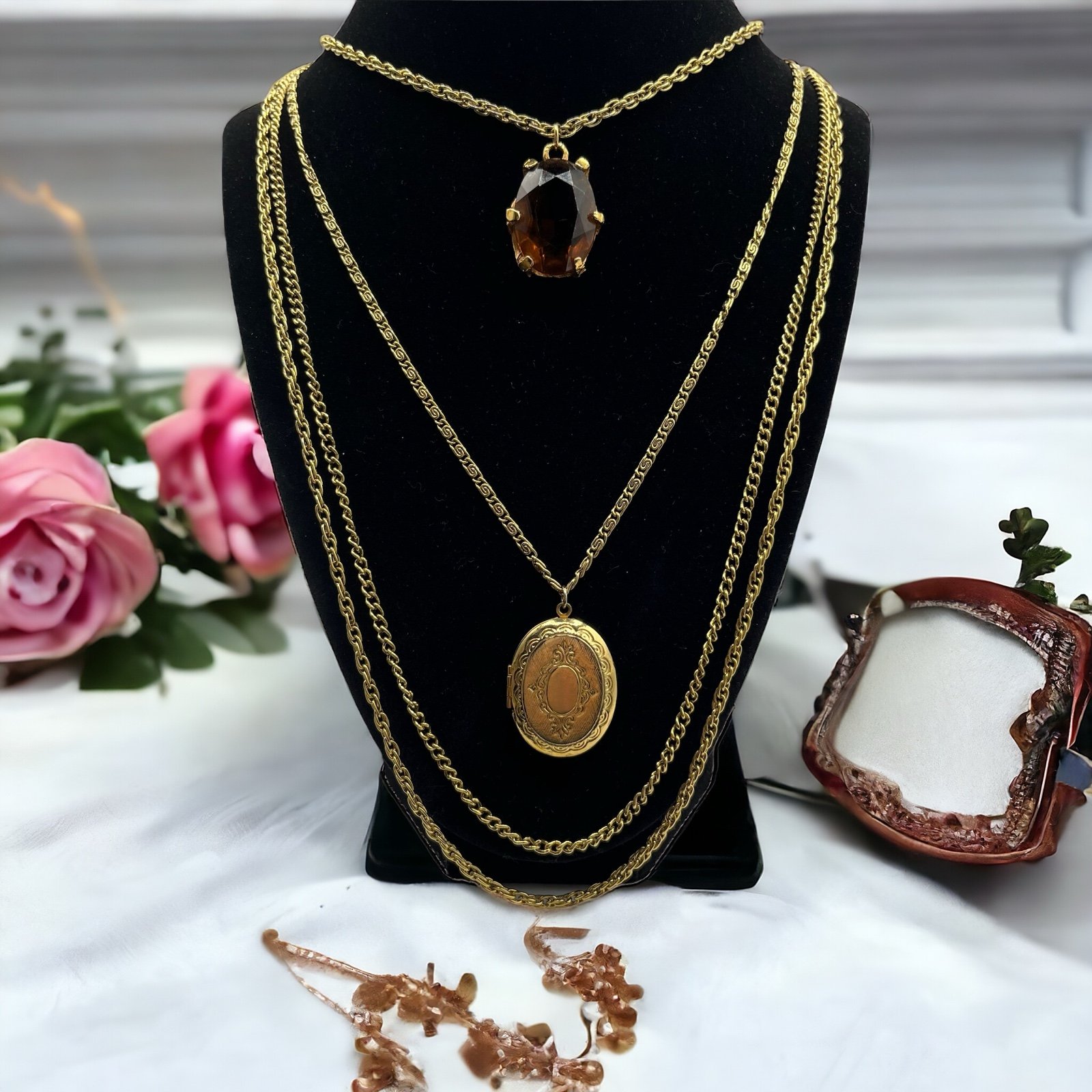 Vintage Unsigned Godette Multi Strands Amber Rhinestone Locket Pendant Necklace