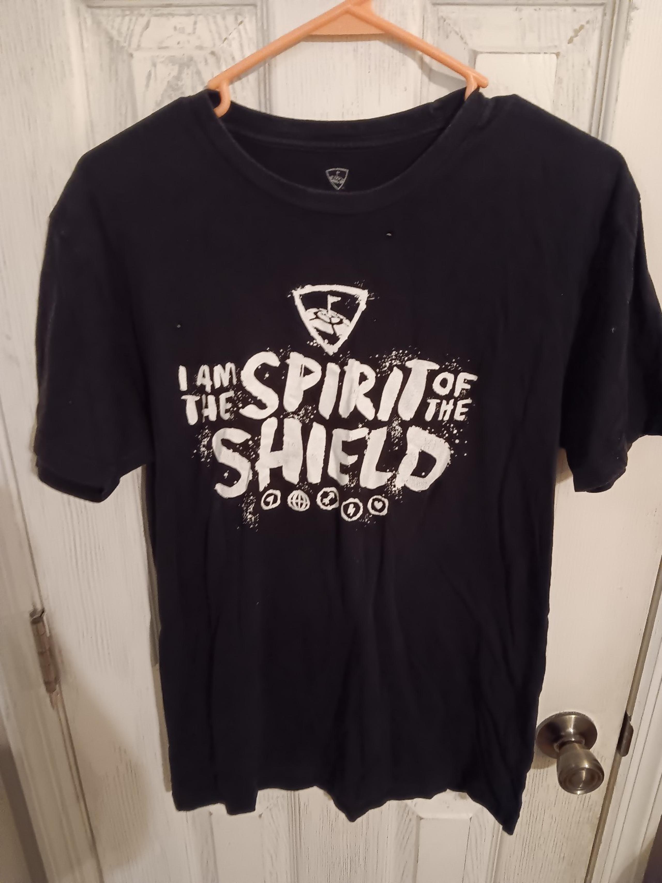 Top Golf Mens Black Medium I Am The Spirit Of The Shield Graphic Design Tshirt