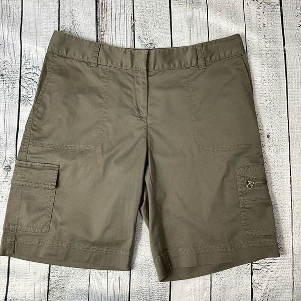 J. JILL Bermuda Length Cargo Shorts