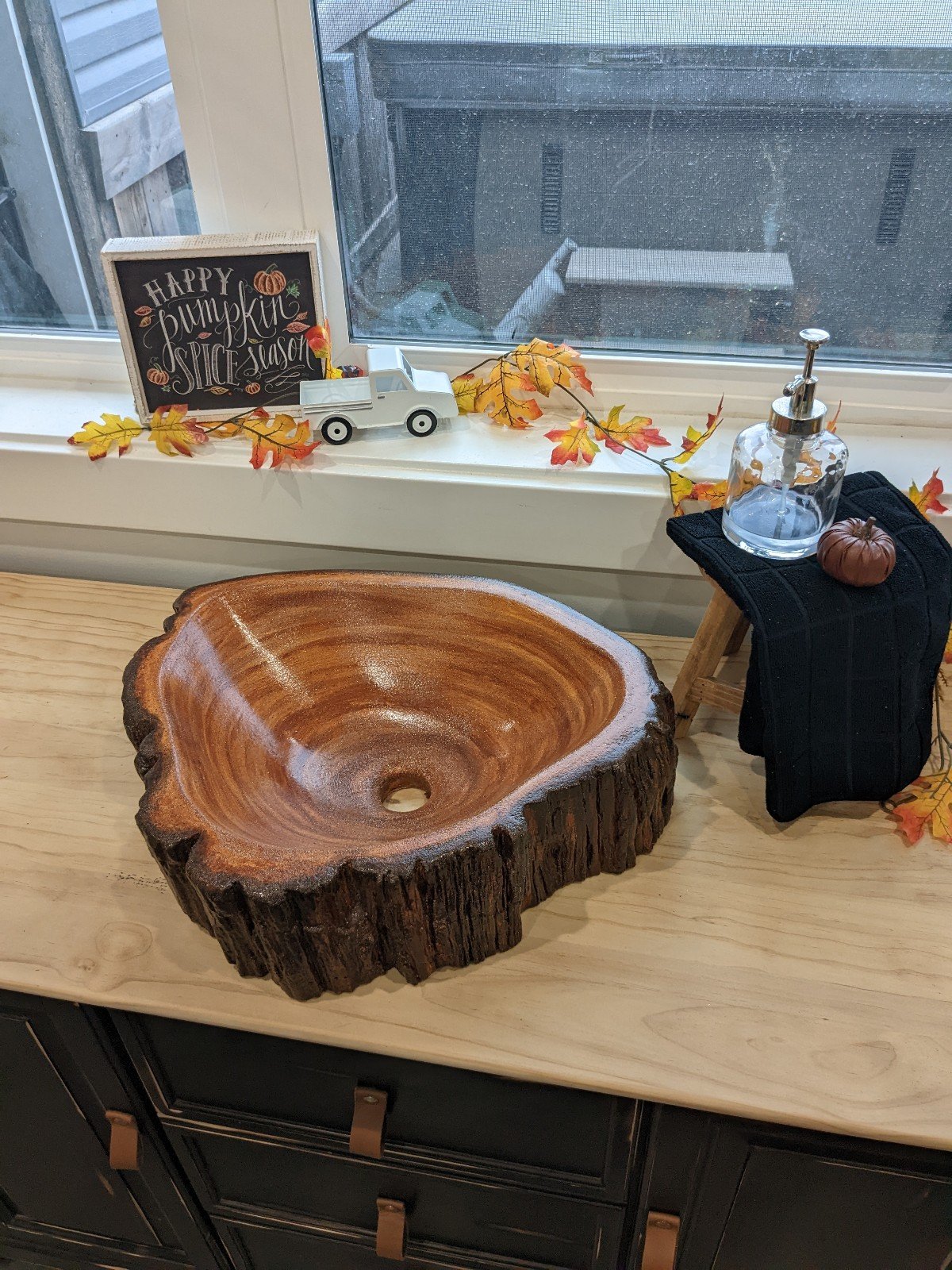 Concrete Wood Log Sink