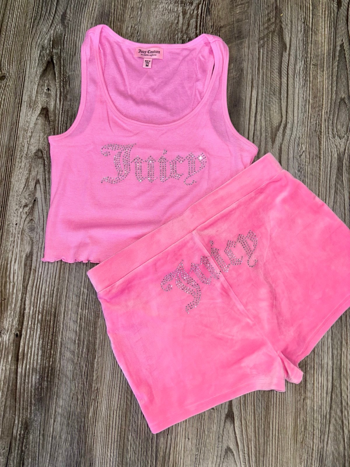 Juicy short set