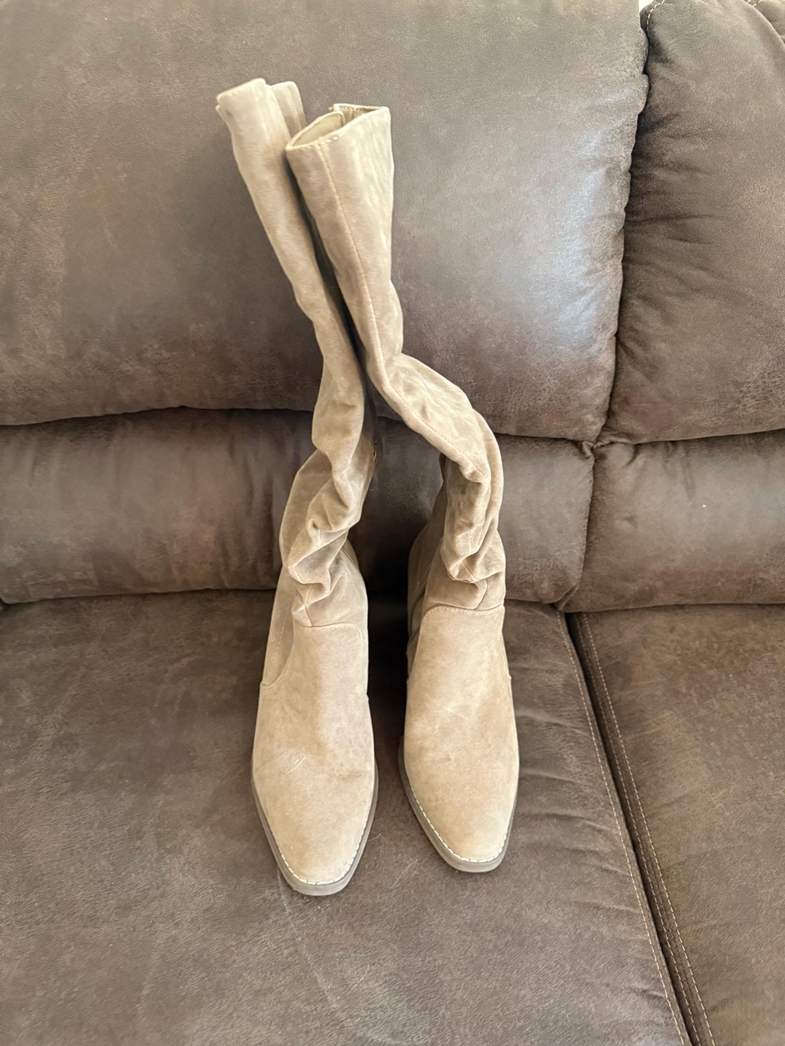 Target brown boots size 10