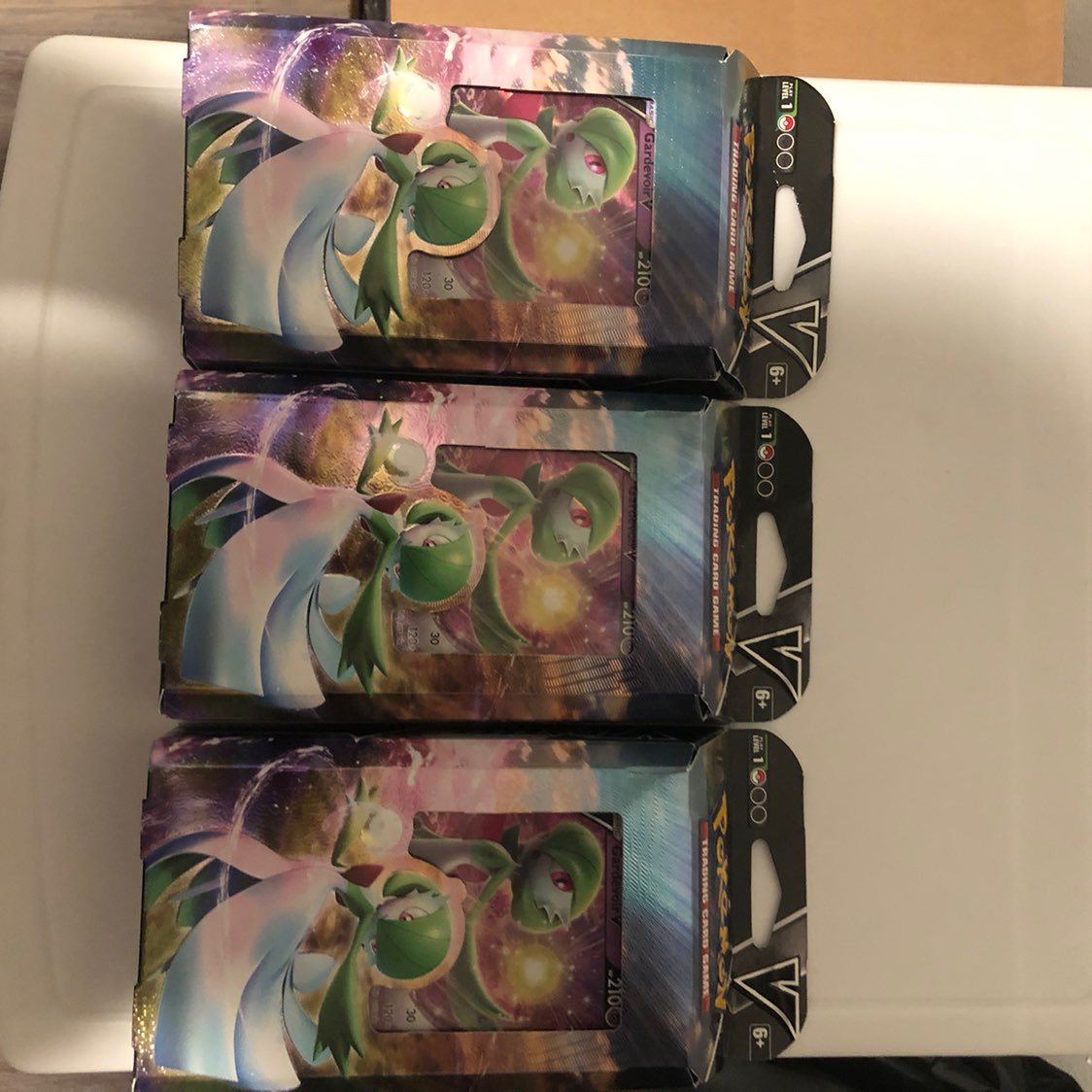3 Pokemon TCG V Battle Deck Gardevoir V
