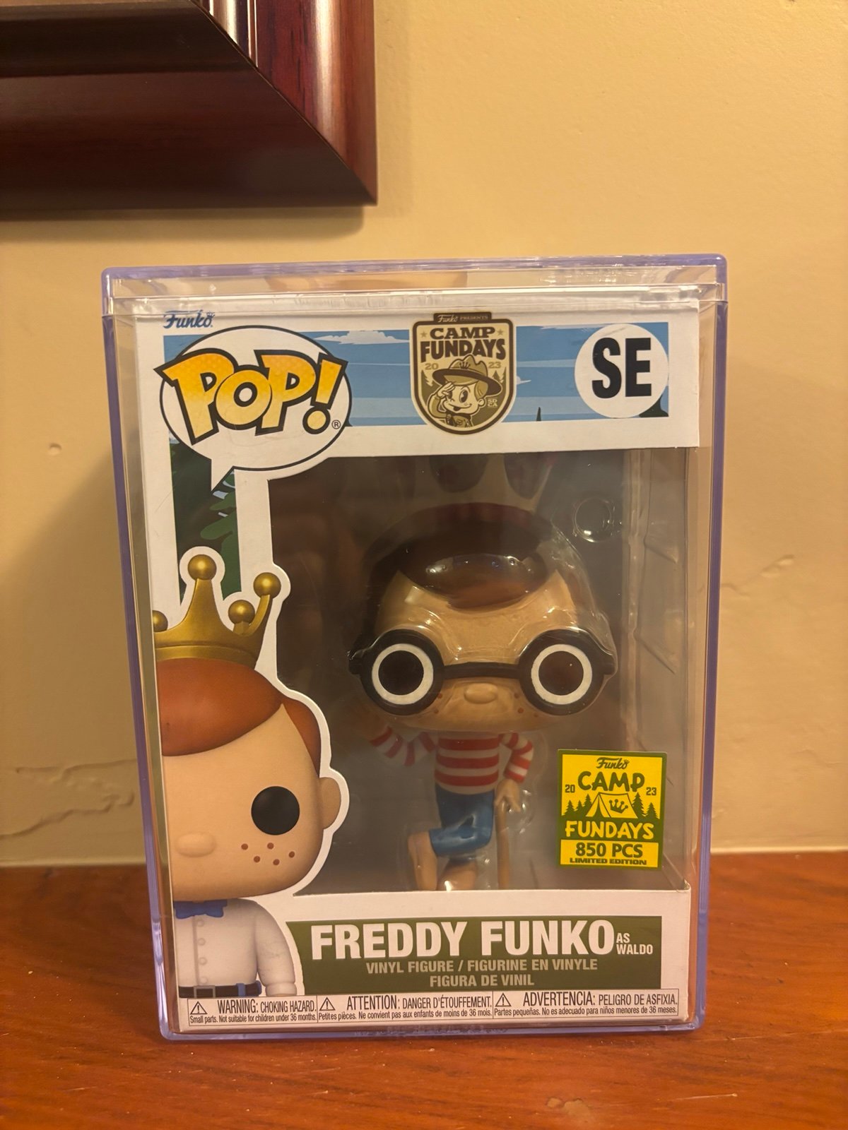 Freddy Funko as waldo (camp fundays) 850 pcs