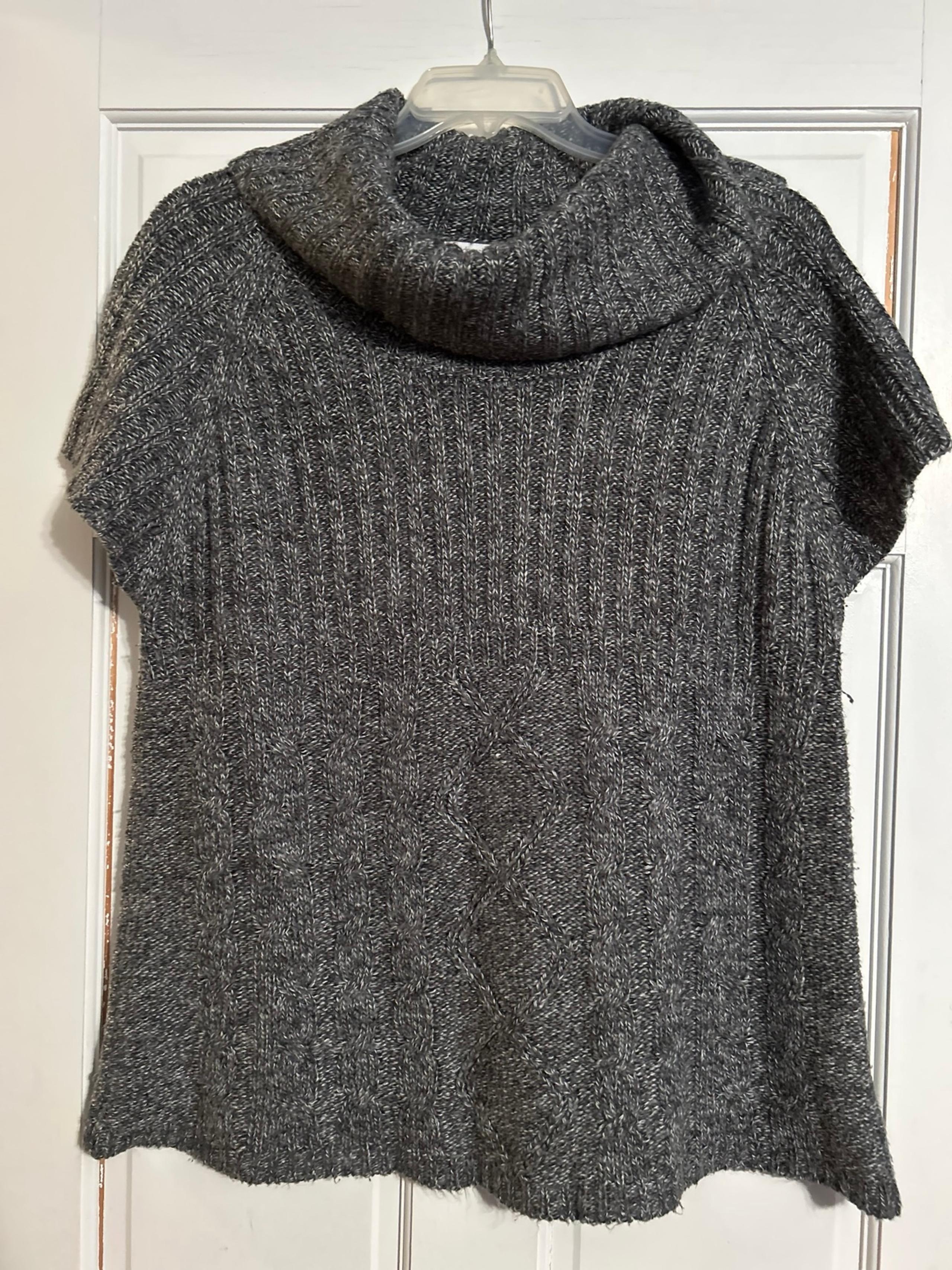 Women’s Dress Barn gray cowl sweater -EUC