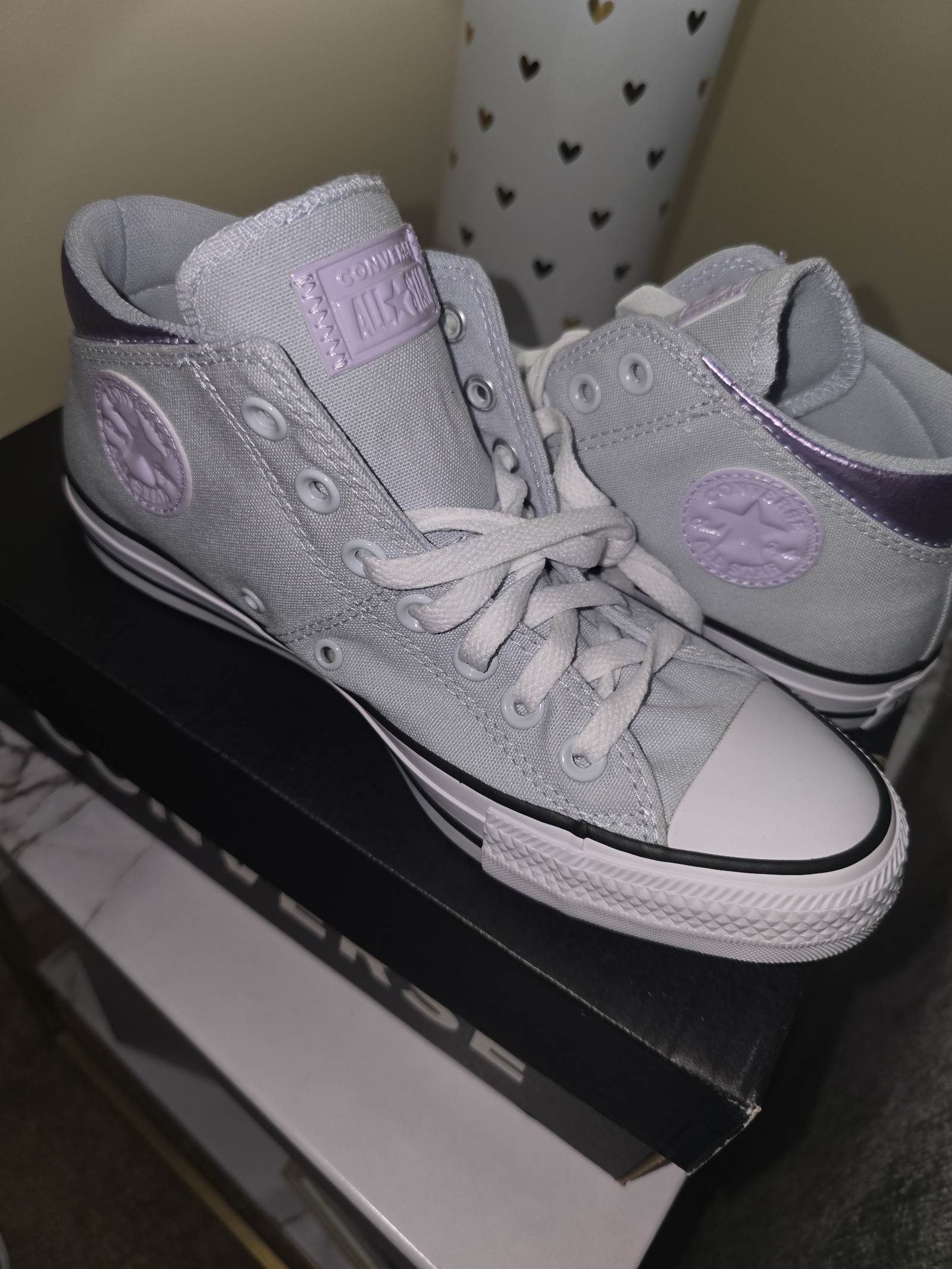Converse CTAS Madison Mid Ghosted - Sz 9