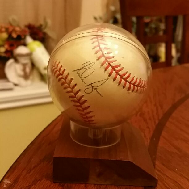 Nolan Ryan Signed baseball