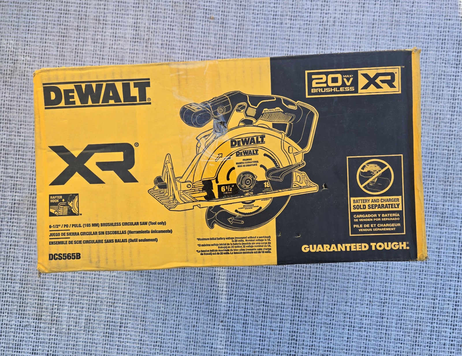 DEWALT 20V MAX Cordless Brushless 6-1/2 in. Sidewinder Style Circular Saw (Tool
