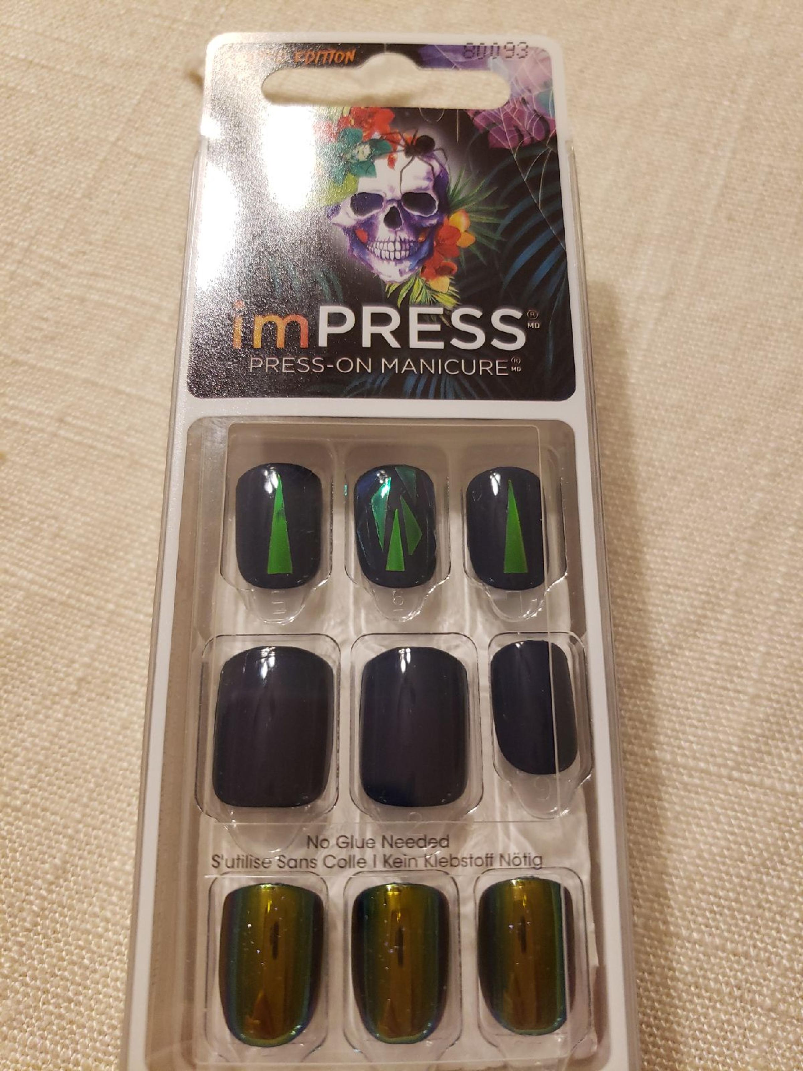 Impress Nails Blue Iridescent Shattered