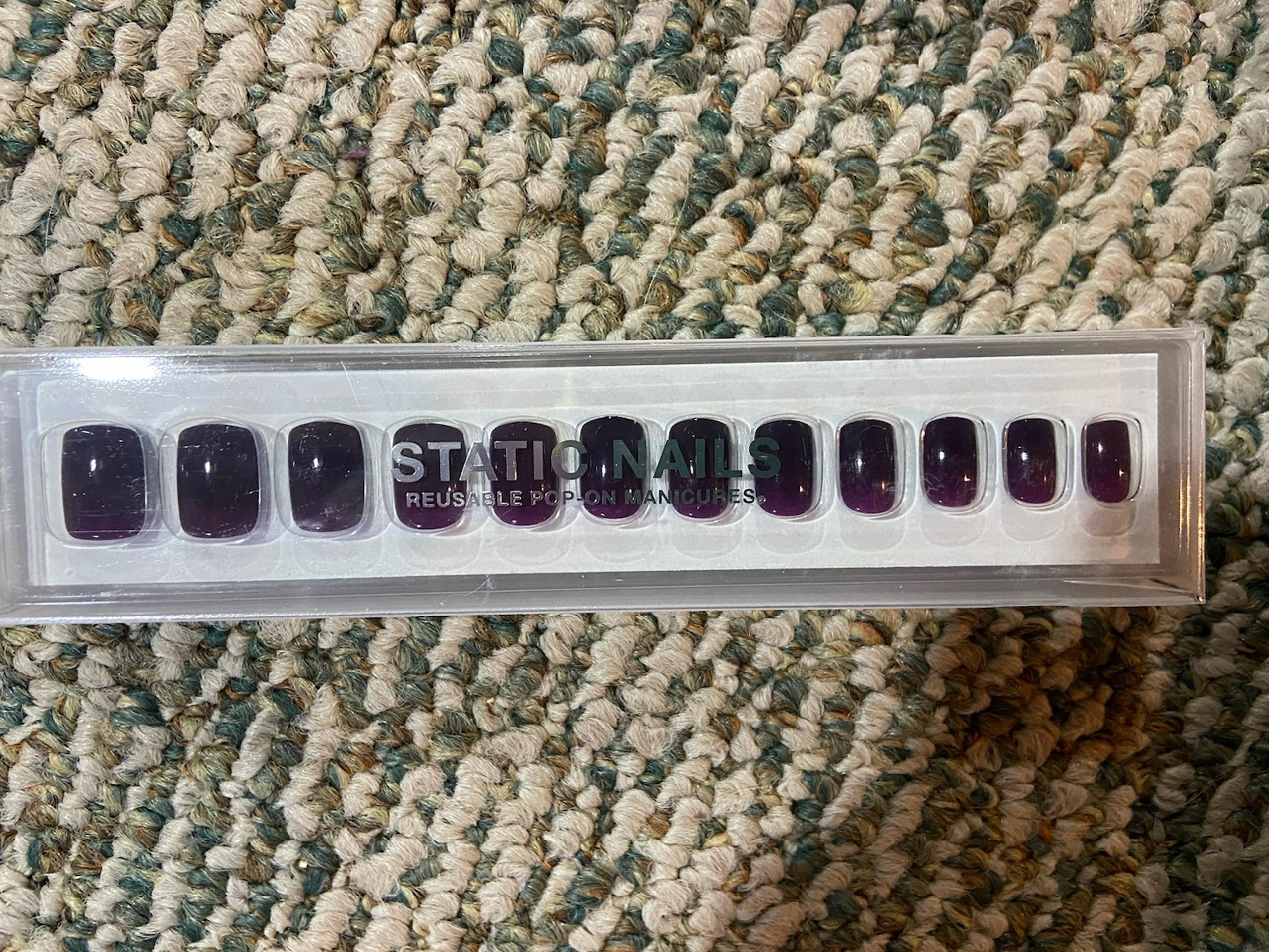 Static Nails