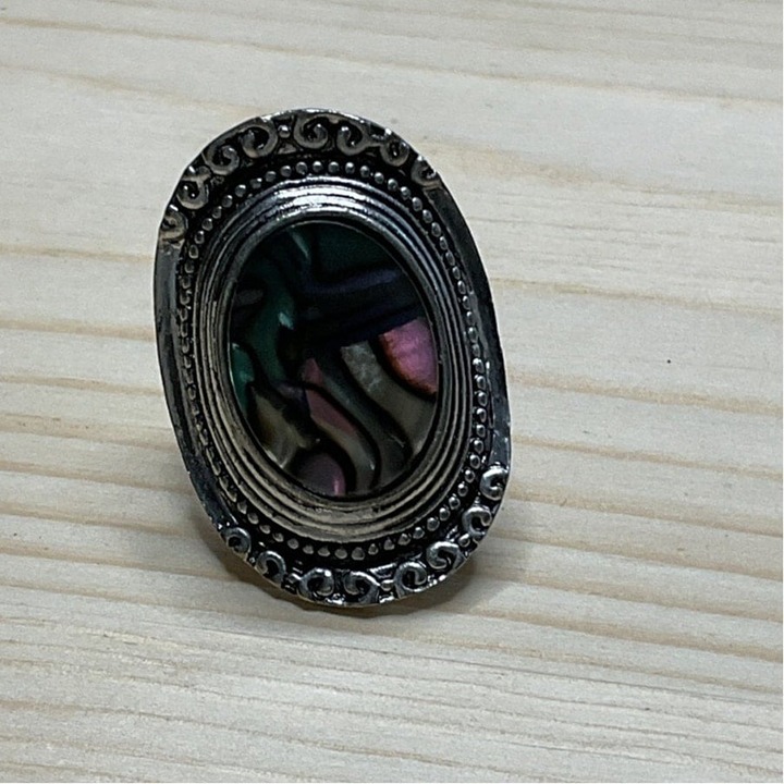 Intricate Silver-Tone Adjustable Oval Ring With Abalone Inlay For Women