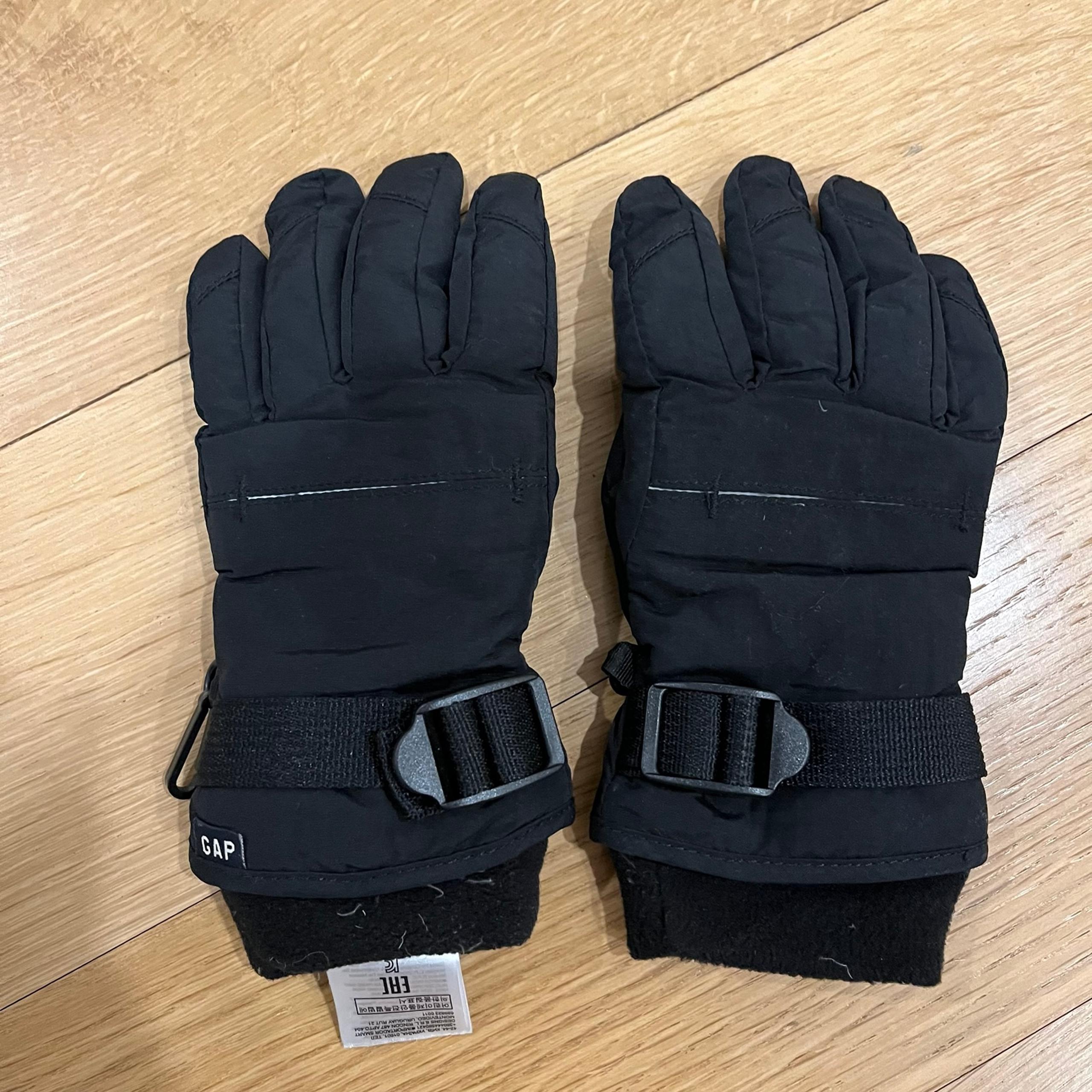 GAP kids insulated gloves NWOT size small 6-7