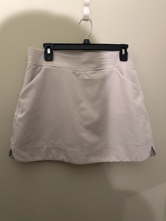 Skirt 32 degrees