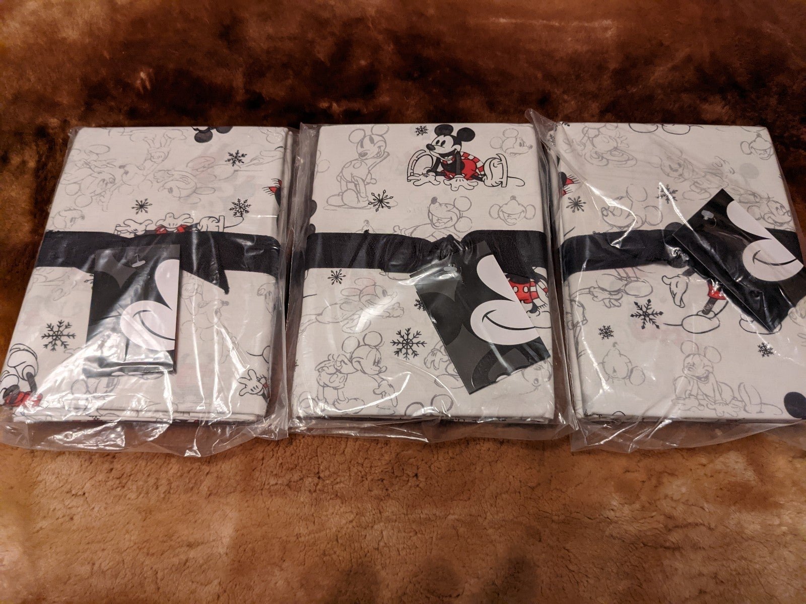 NWT, Pottery Barn and Disney Mickey Mouse Christmas King pillow case set,NWT