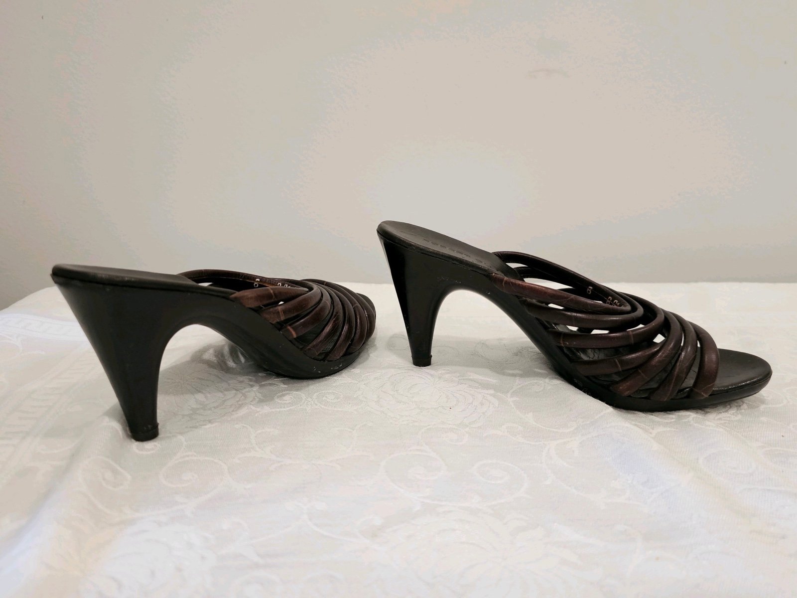 Robert Clergerie Rare Style Leather Mules. These are made in France. The deep b