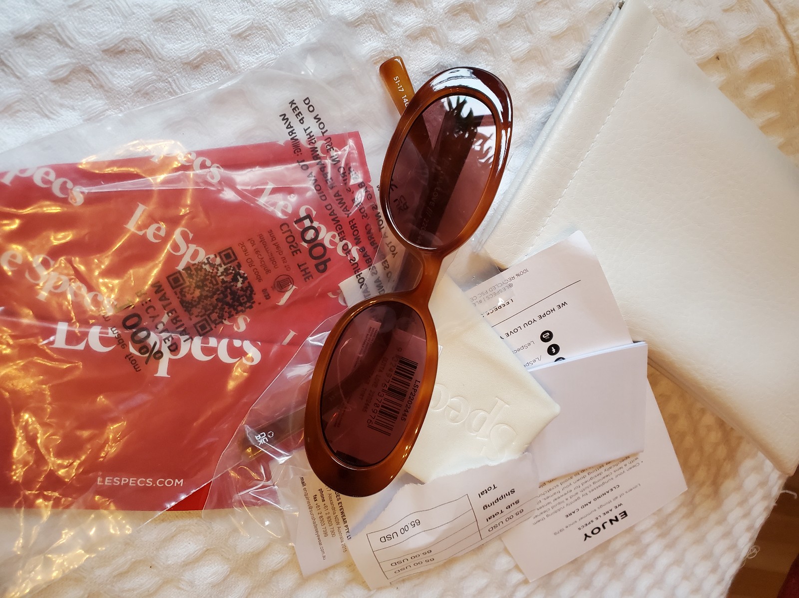 Sunglasses le specs for unixe