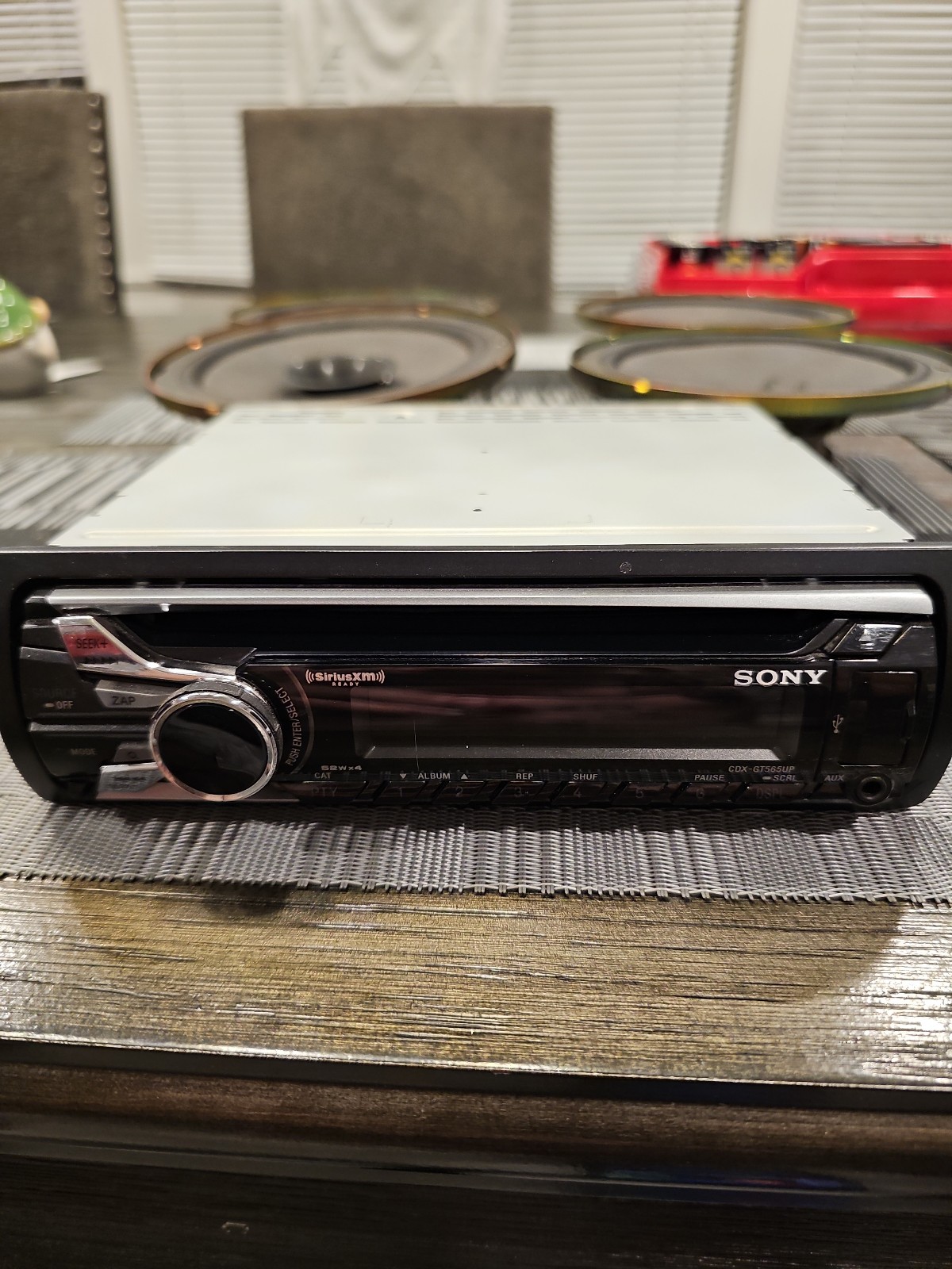 Sony face-off radio with 4 pioneer speakers