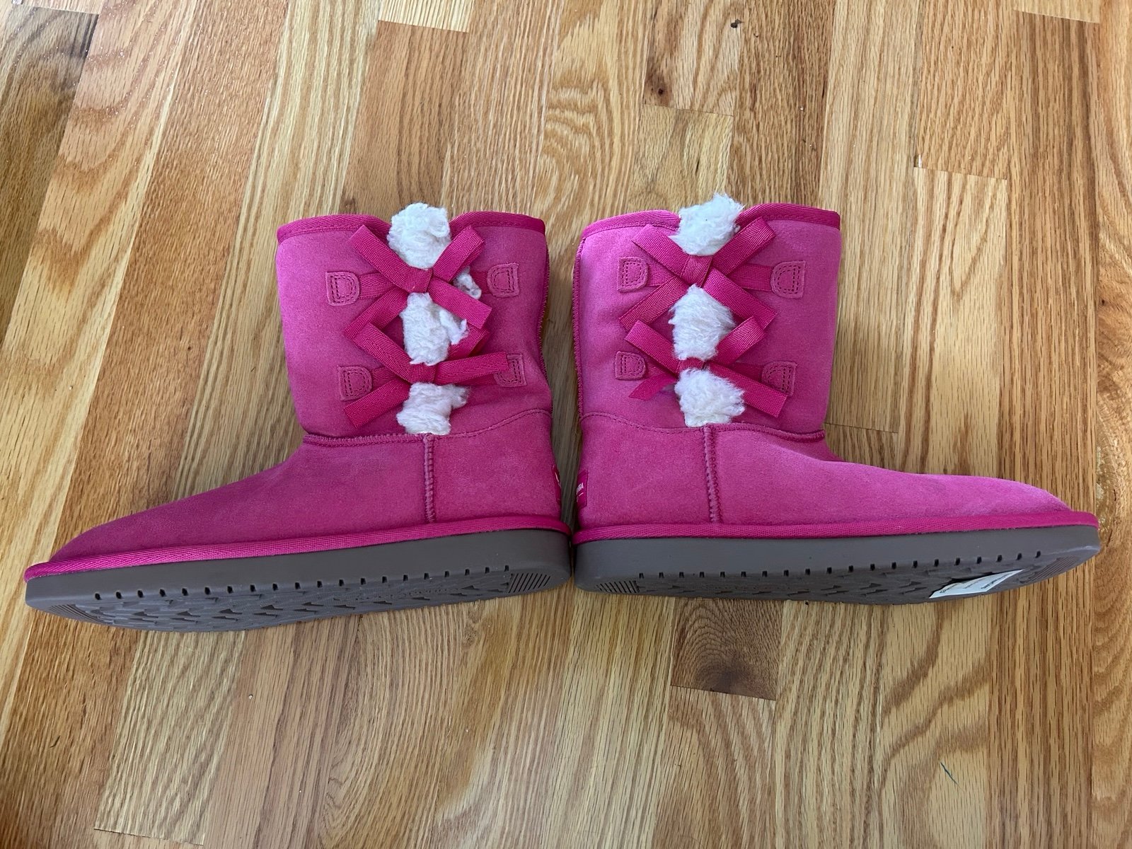 Girls pink Koolaburra by Ugg boots