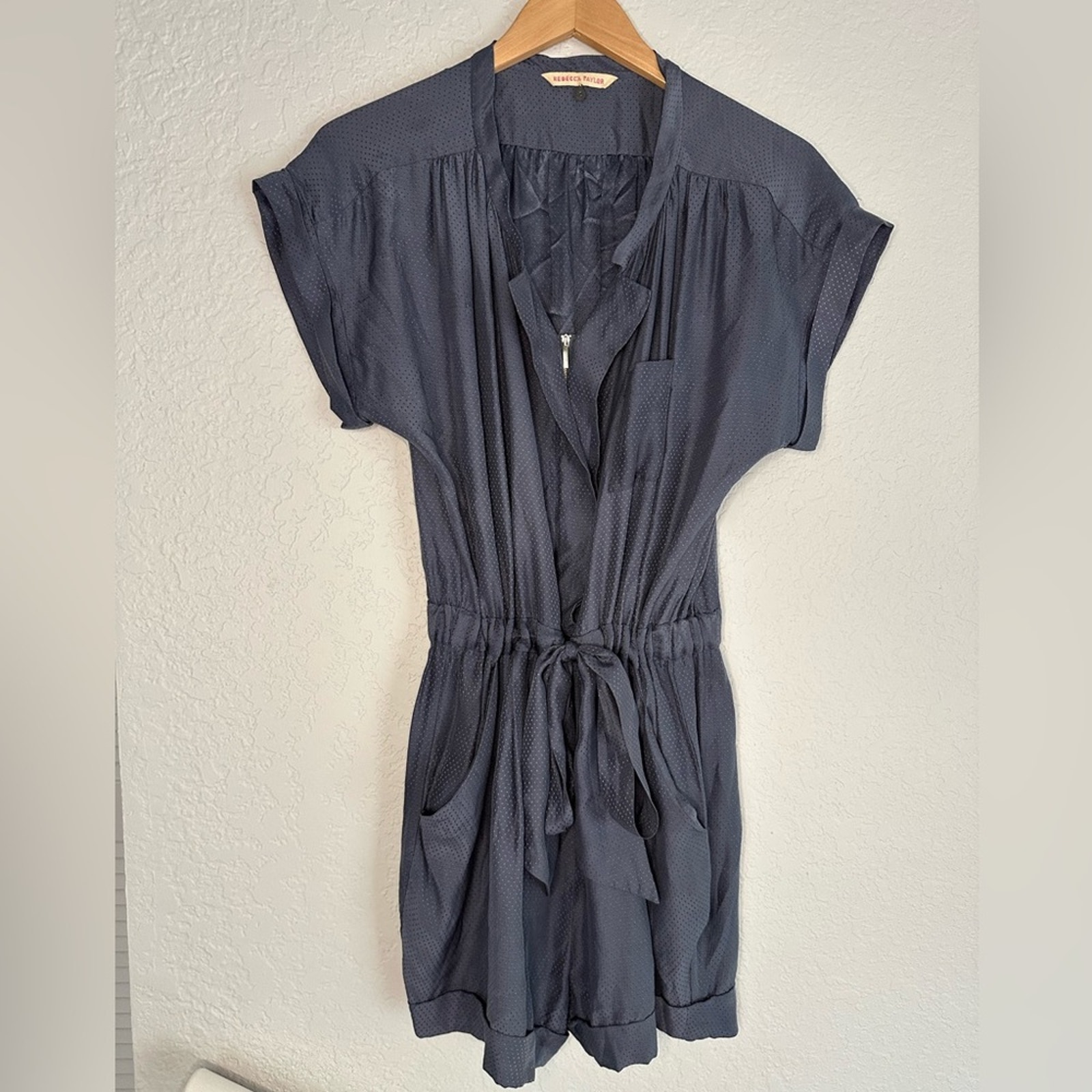 Rebecca Taylor 100% Silk Grey Romper Shorts Front Zip Dots Y2K Preppy Vacation