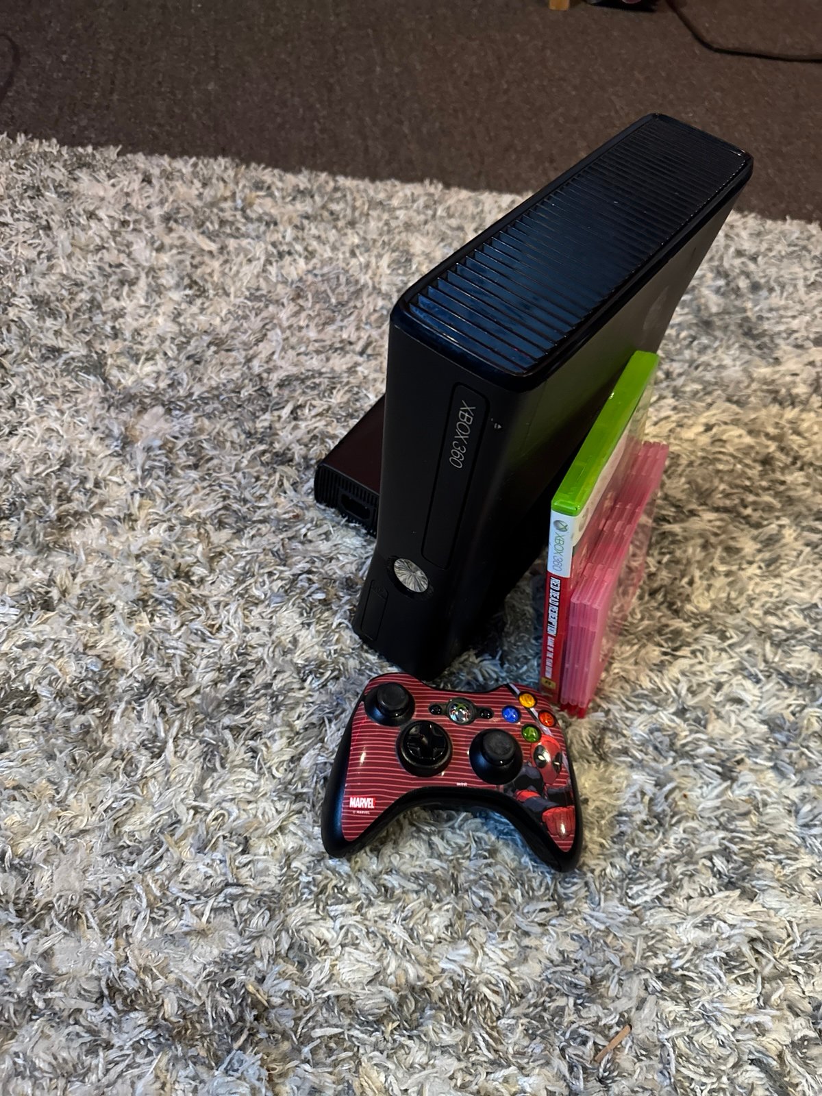 20 GB HD Xbox 360 S bundle (Tested and working) Read**