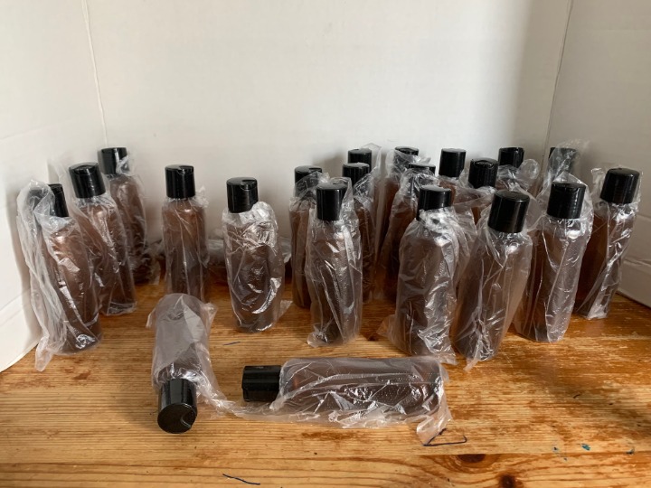 New 4 oz Lotion Cream Plastic Bottles Ombre Brown Color With Tops 23 total