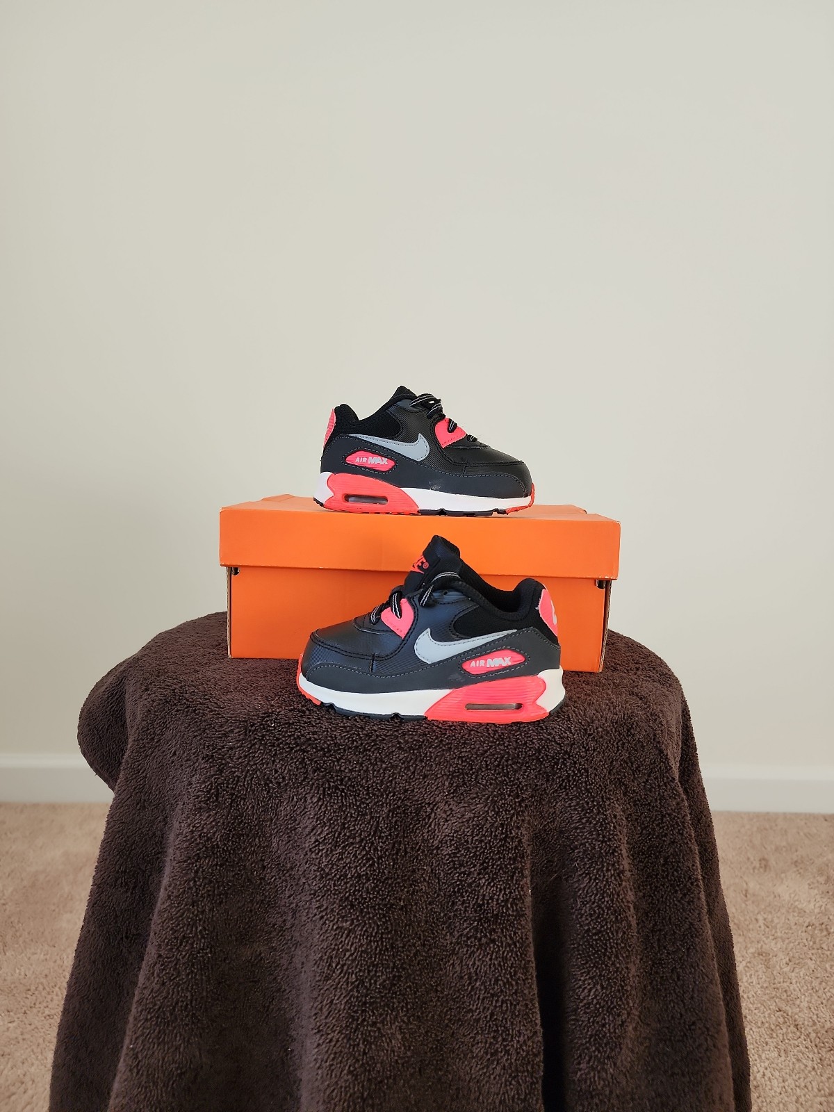 Size 5C - Nike Air Max 90 408110-080
