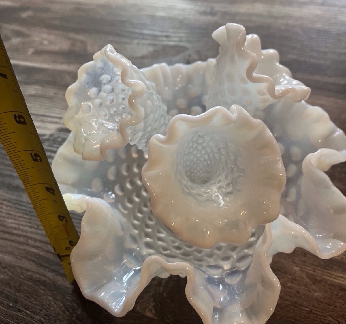 Fenton hobnob Epergne opalescent white