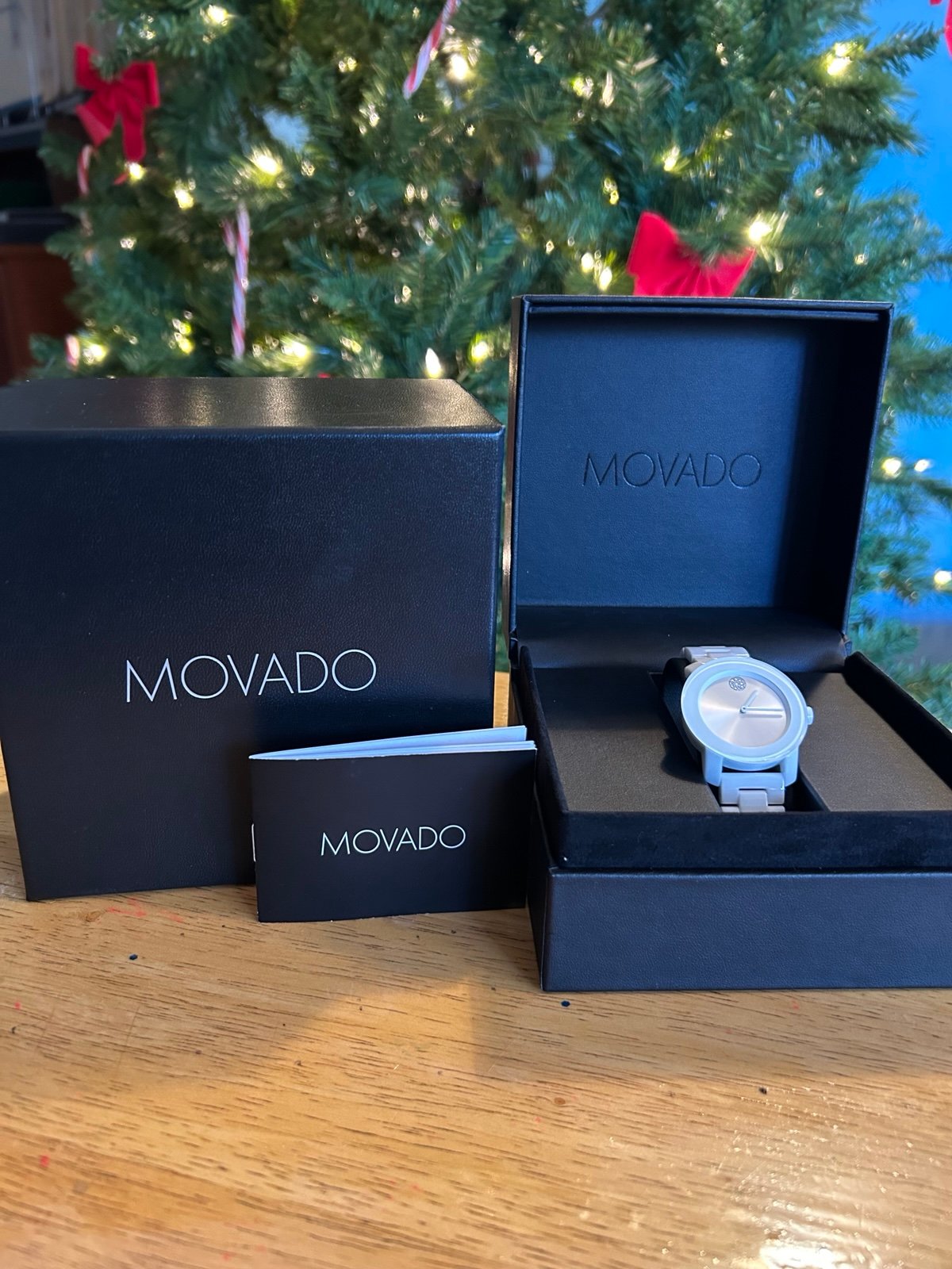 Movado BOLD 36.3mm Silver/White Ceramic and Stainless Steel